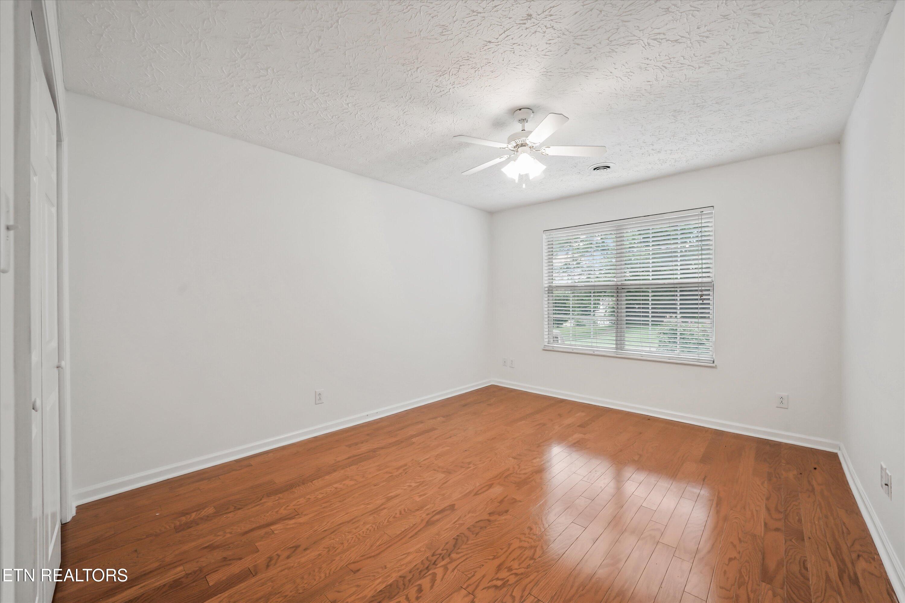 1307 Lucy Way Knoxville TN 37912