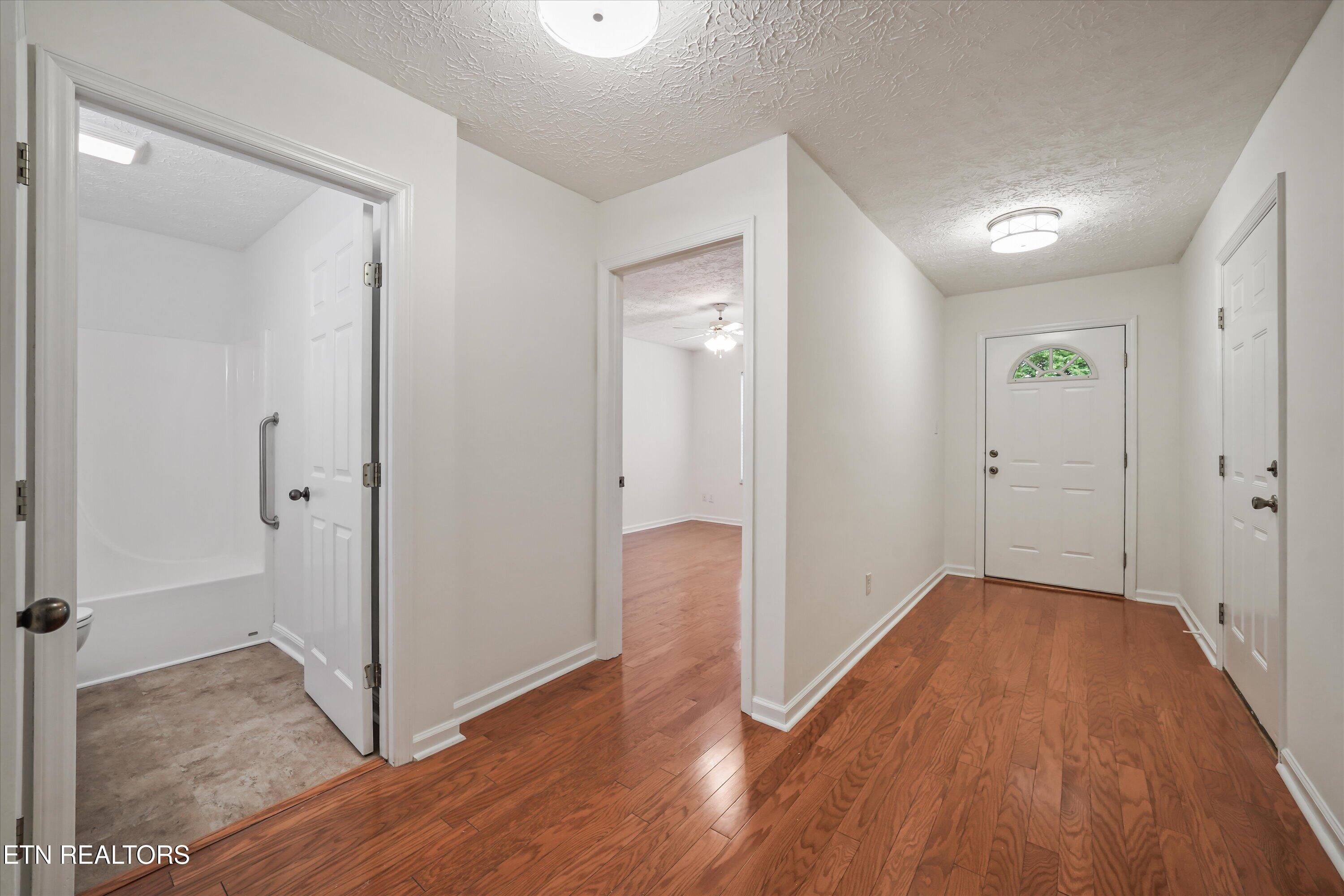 1307 Lucy Way Knoxville TN 37912