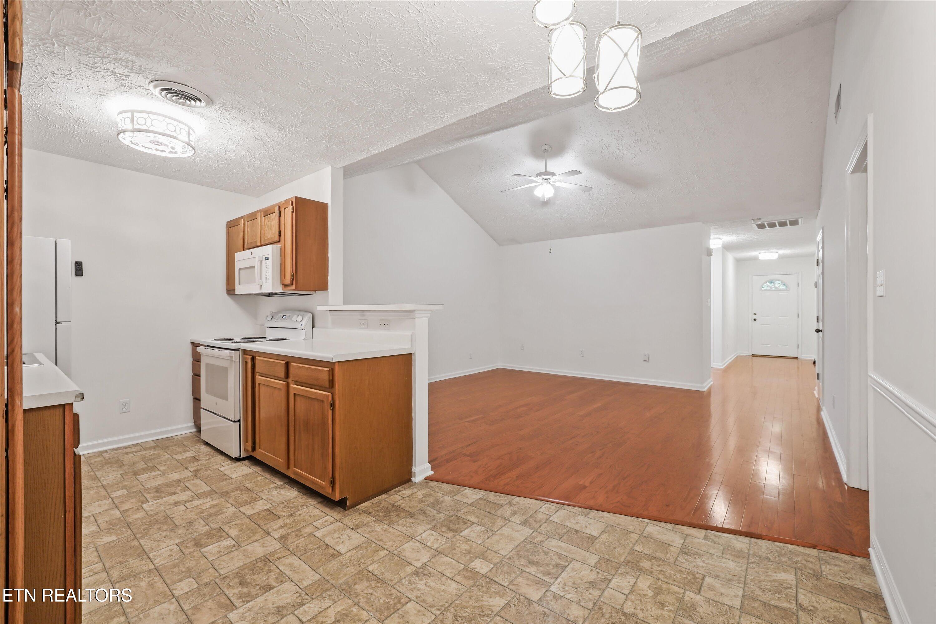 1307 Lucy Way Knoxville TN 37912