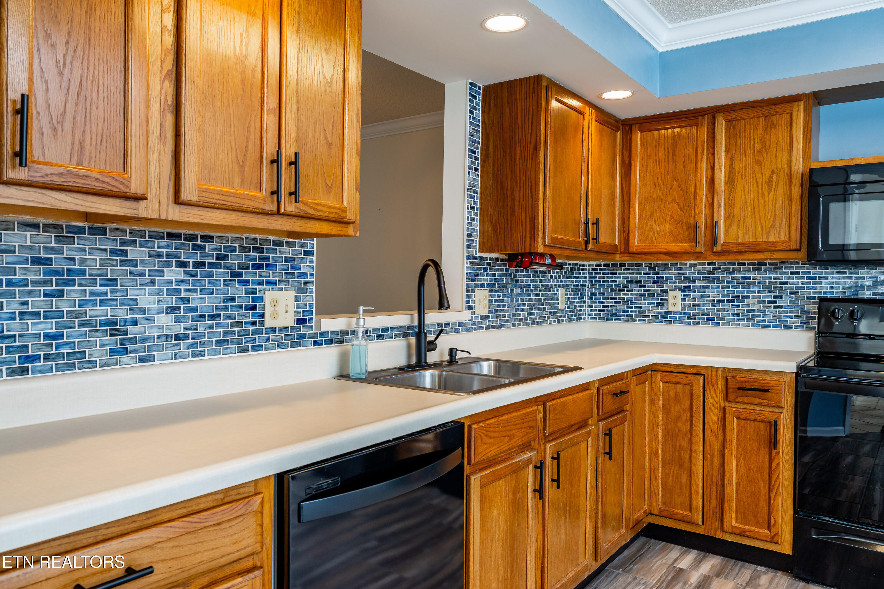 5525 Lonas Drive Knoxville TN 37909