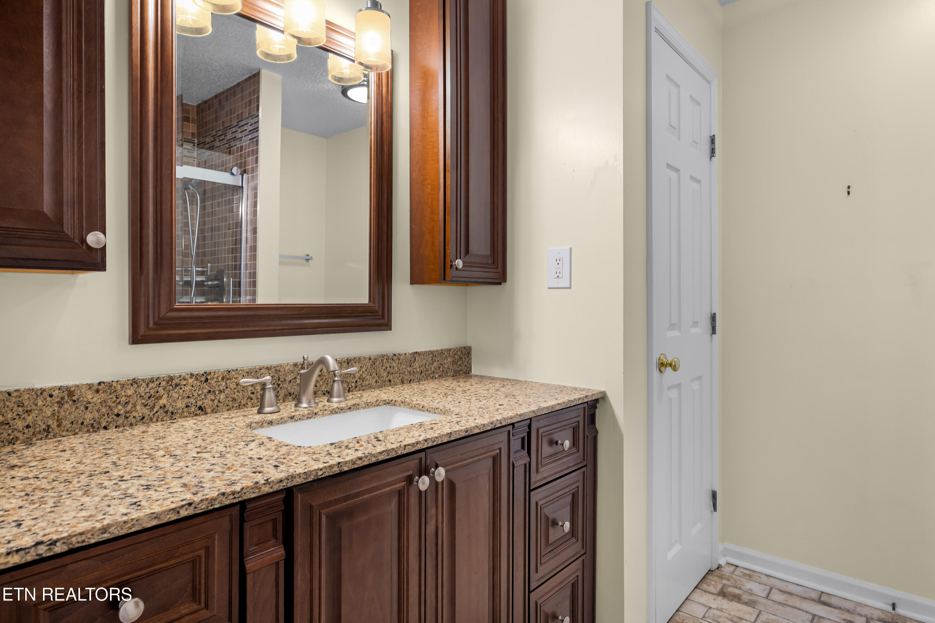 5525 Lonas Drive Knoxville TN 37909