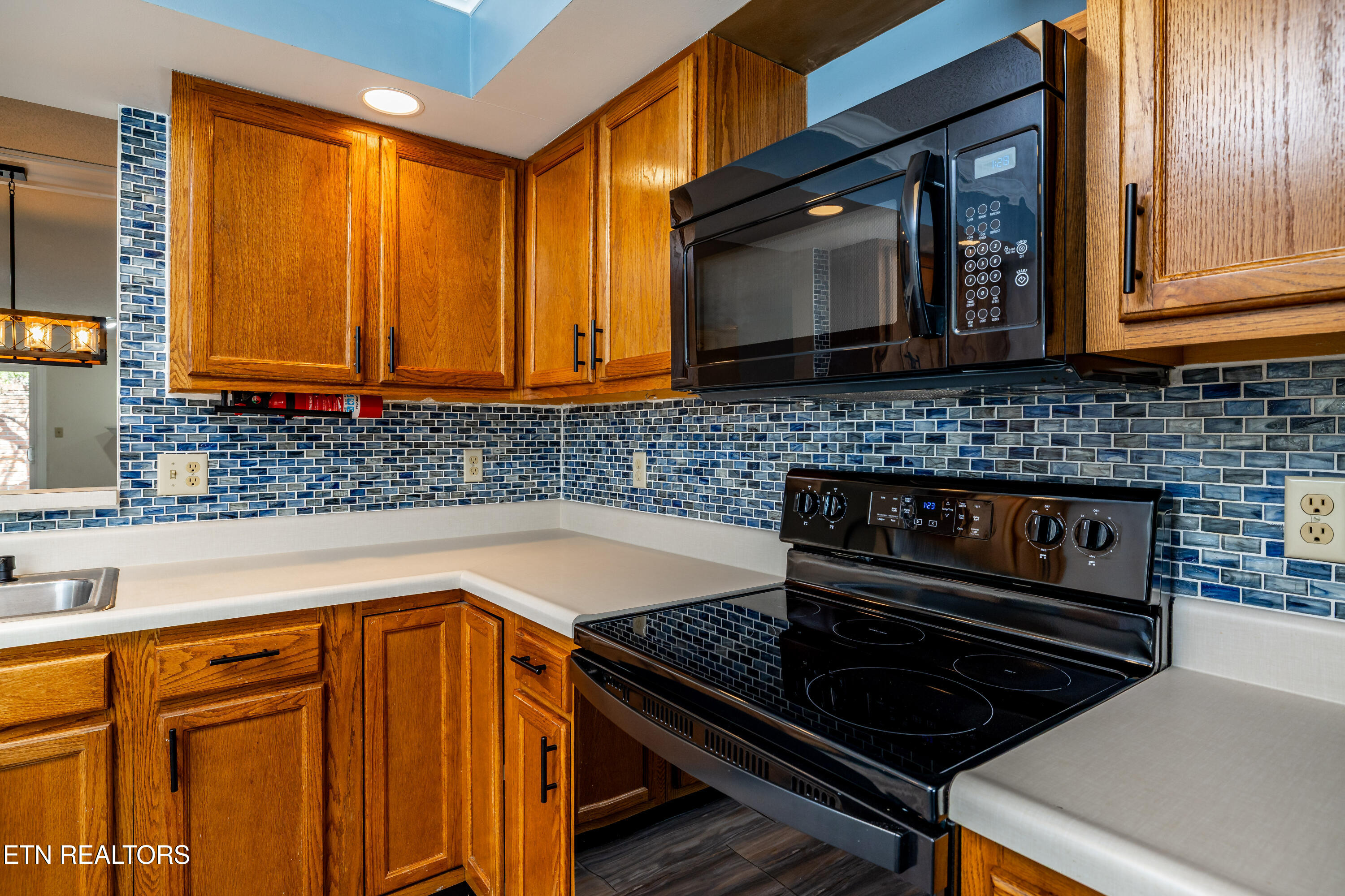 5525 Lonas Drive Knoxville TN 37909