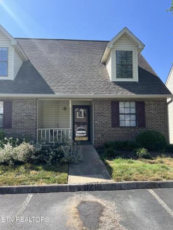 926 Chip Cove Lane Knoxville TN 37938