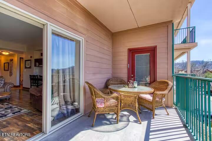 410 Big Bear Way Pigeon Forge TN 37863