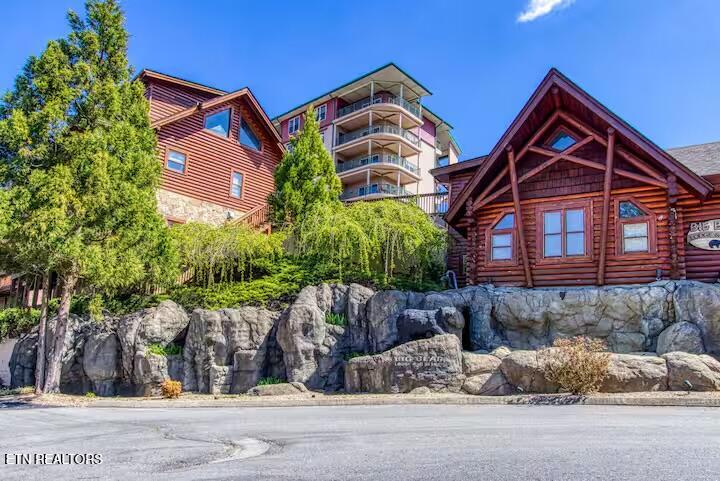 410 Big Bear Way Pigeon Forge TN 37863