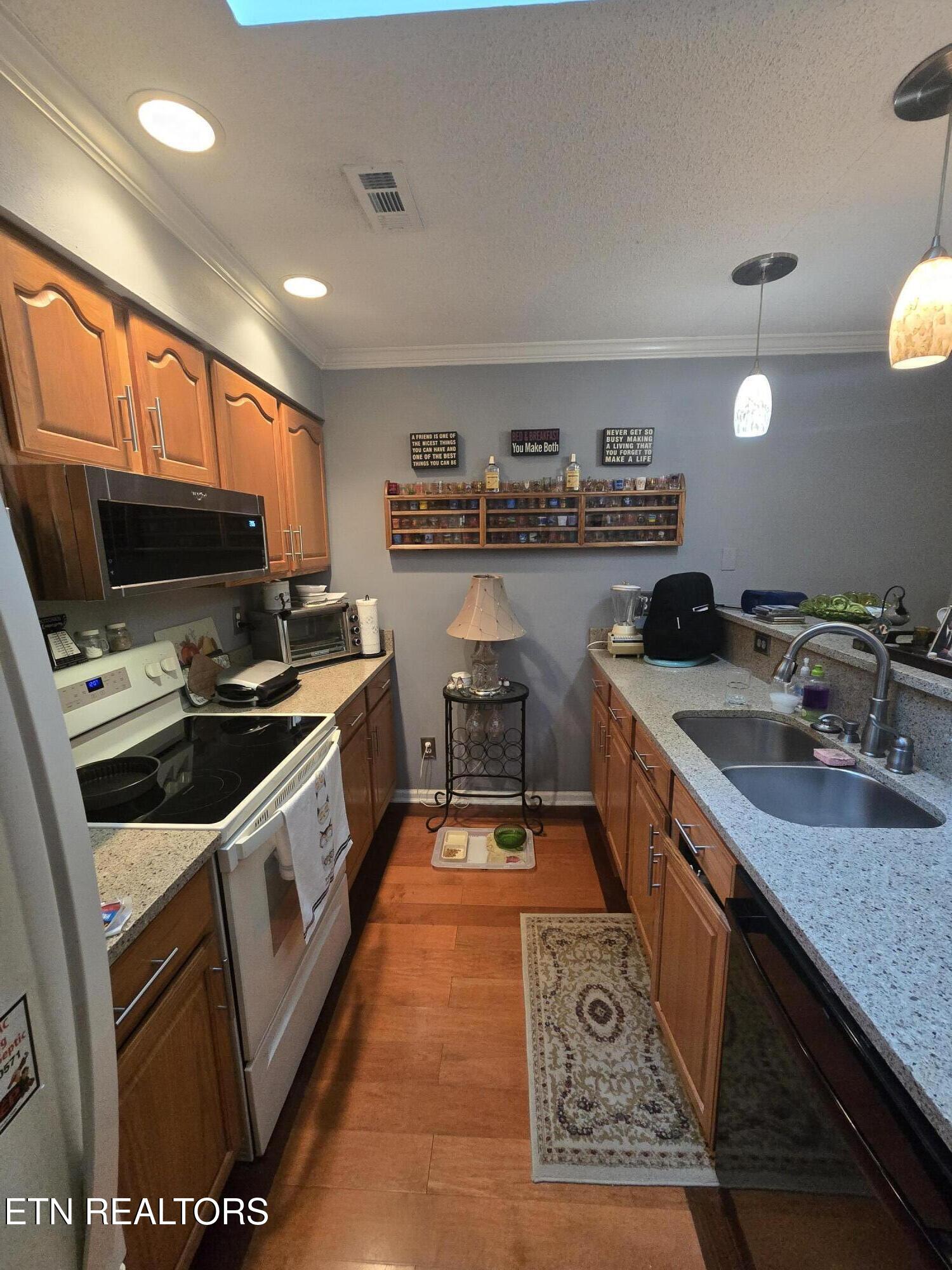 2021 Locarno Drive Knoxville TN 37914
