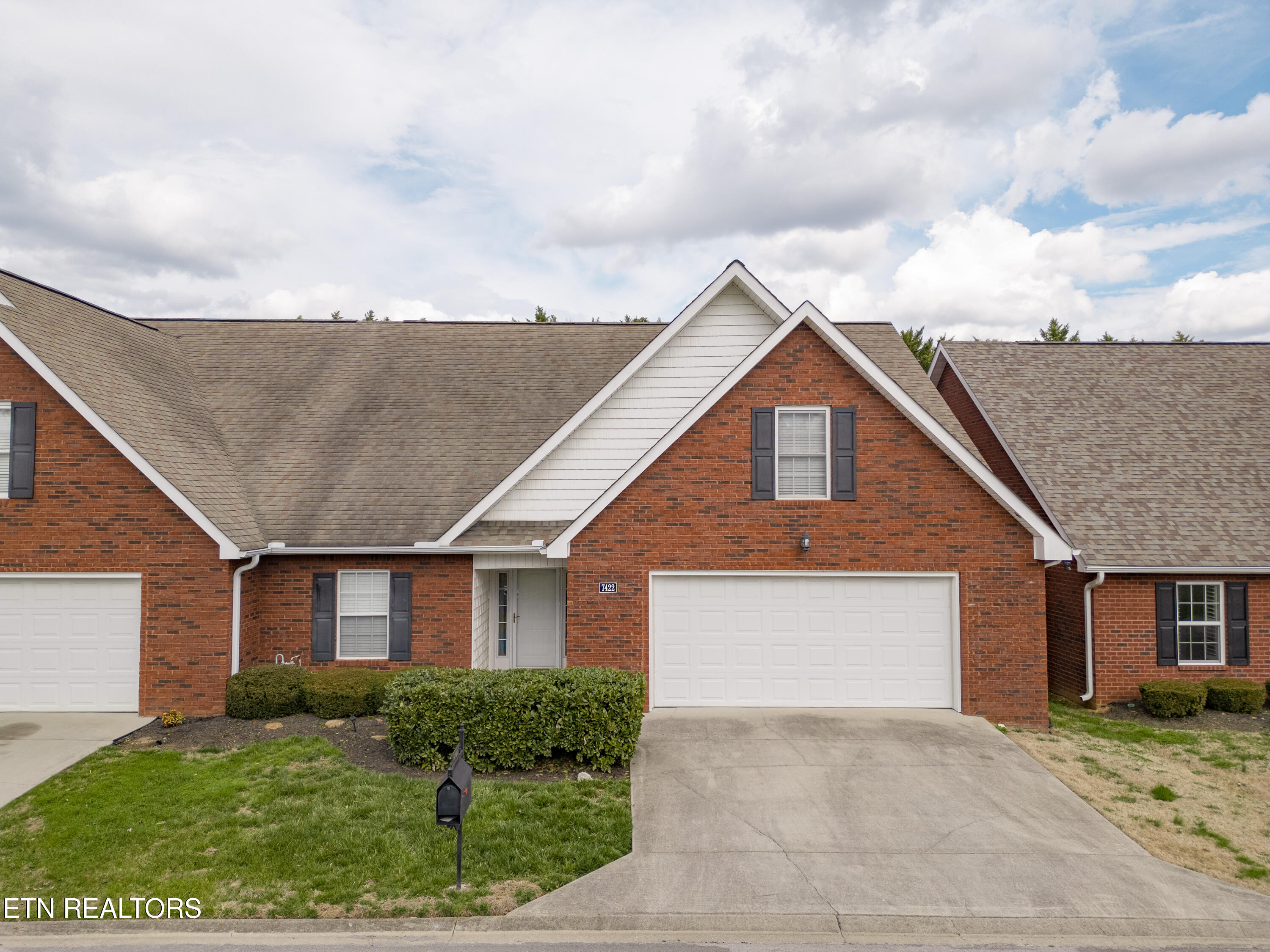 7422 Tylers Garden Way Knoxville TN 37918
