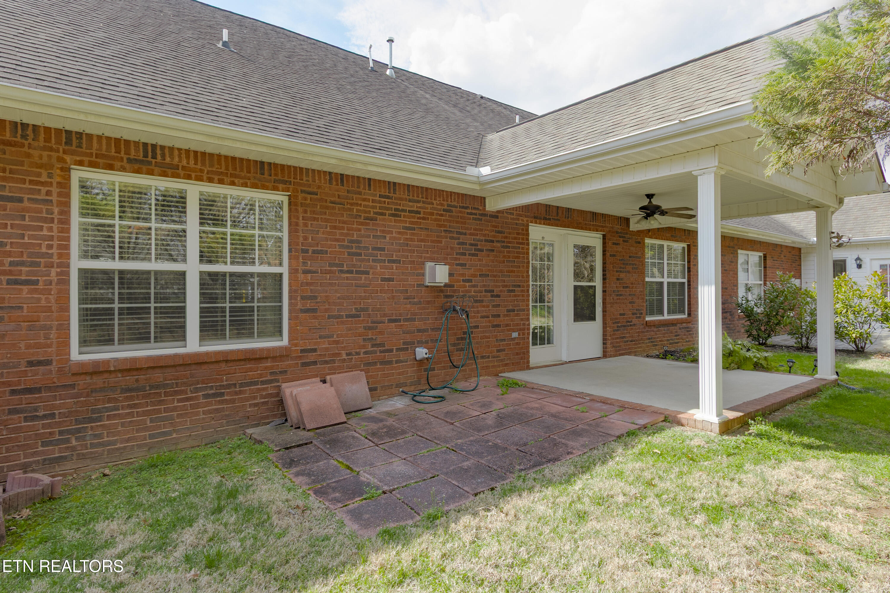 7422 Tylers Garden Way Knoxville TN 37918