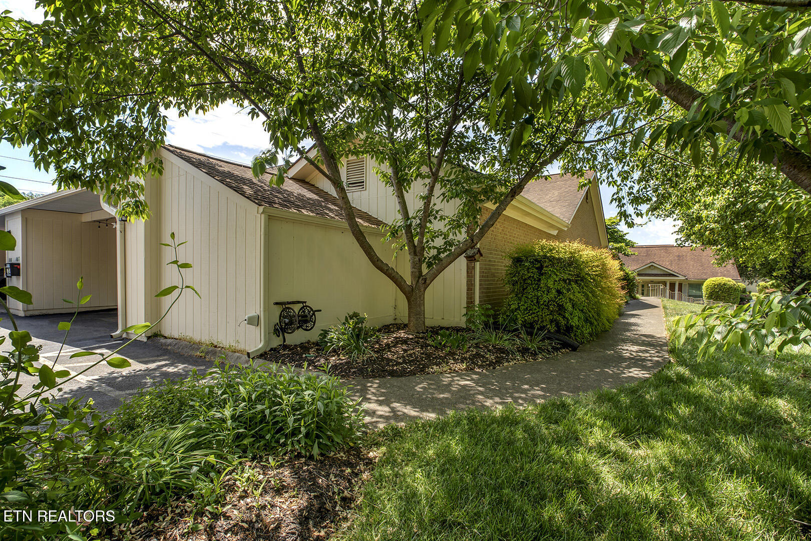 7914 Gleason Drive Knoxville TN 37919