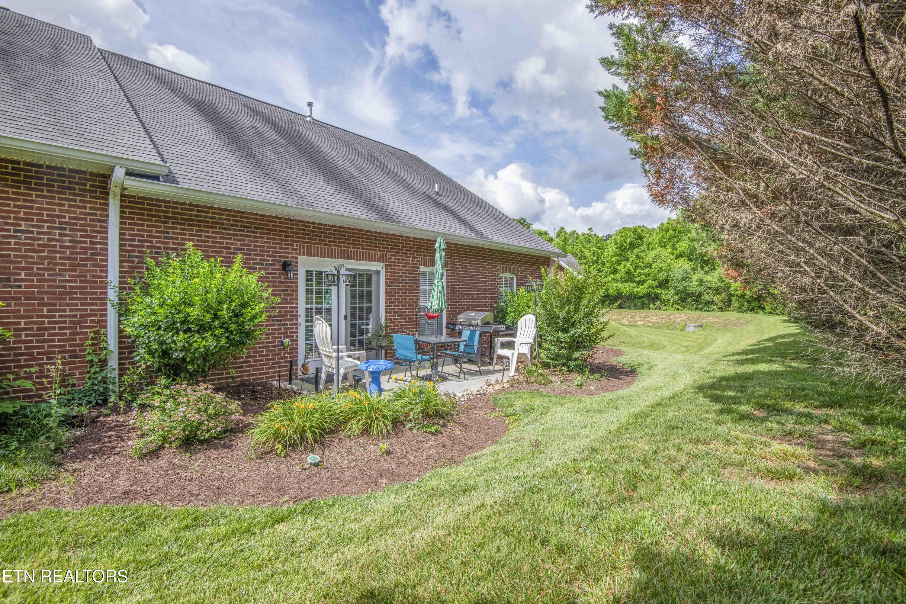 1651 Wisteria View Way Knoxville TN 37914