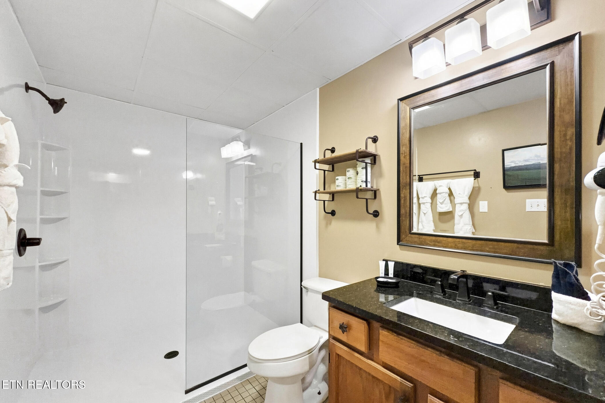 205 Ogle Drive Pigeon Forge TN 37863