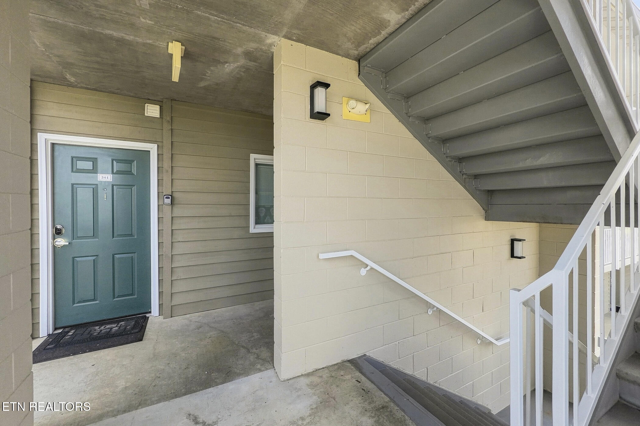 205 Ogle Drive Pigeon Forge TN 37863