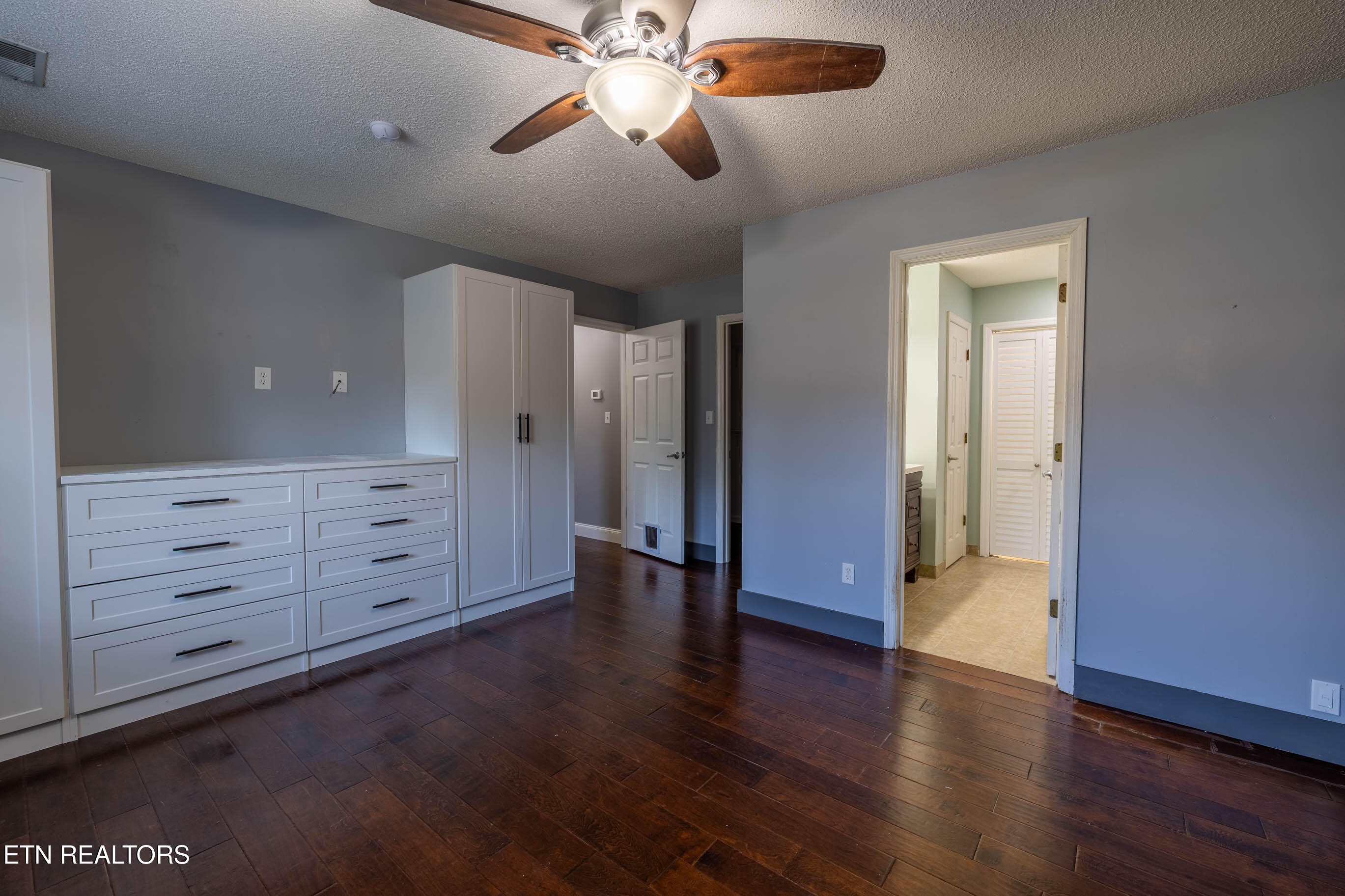 805 Cedar Lane Knoxville TN 37912