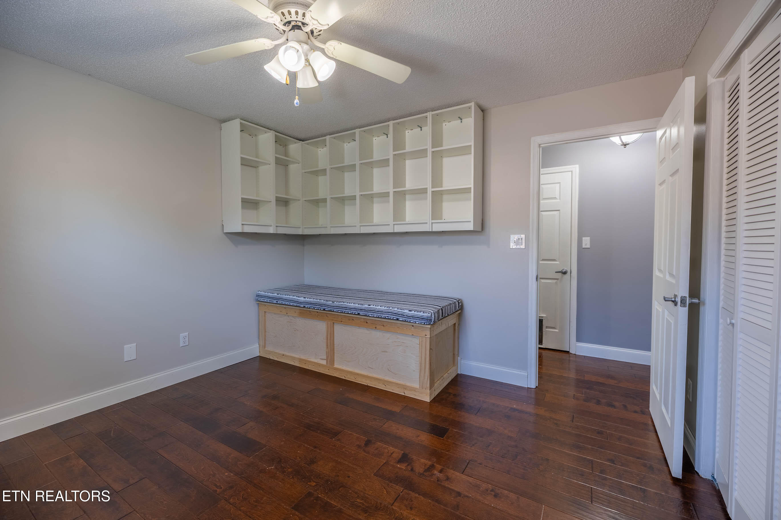 805 Cedar Lane Knoxville TN 37912