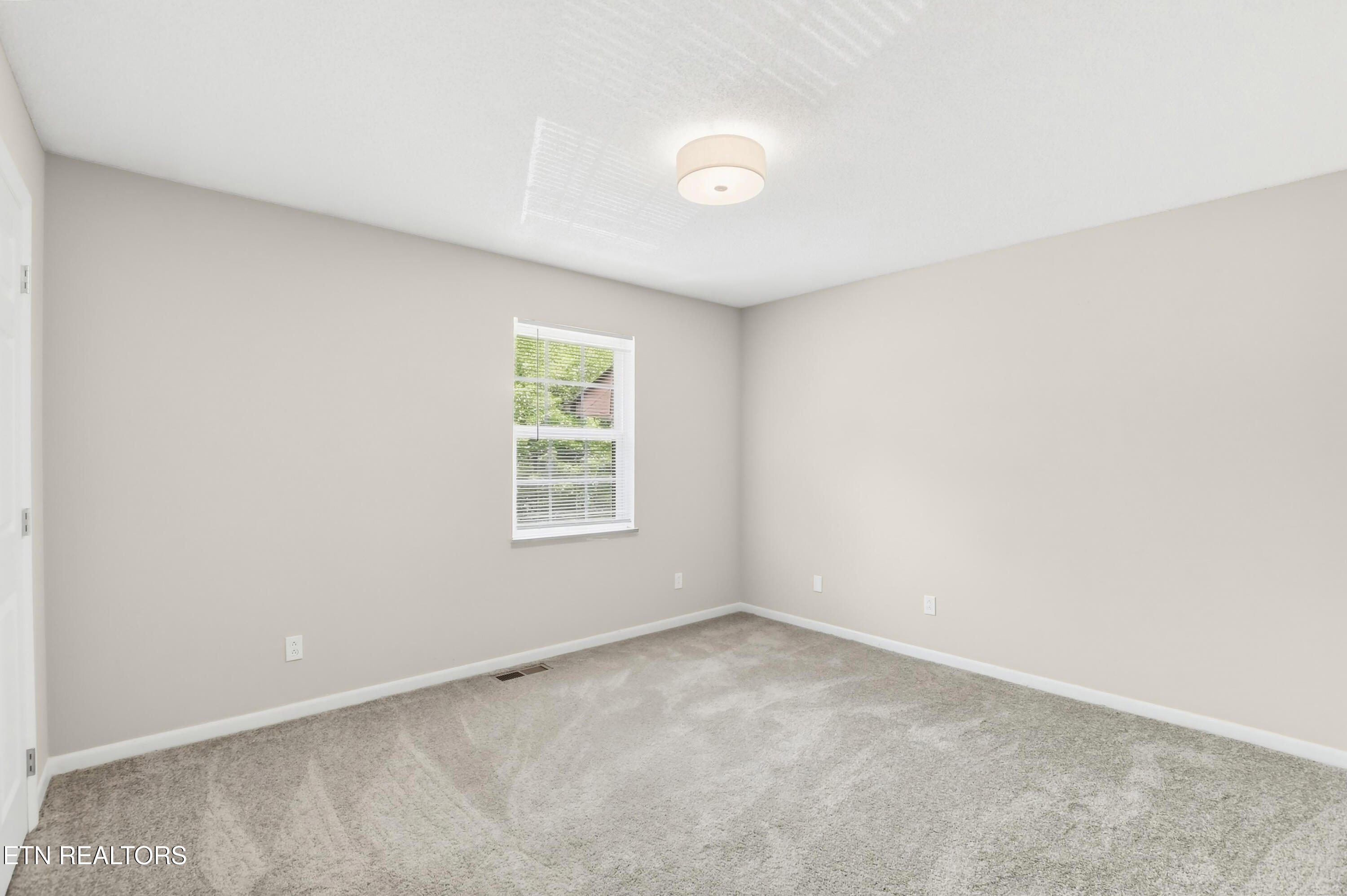 446 Tammy Drive Powell TN 37849