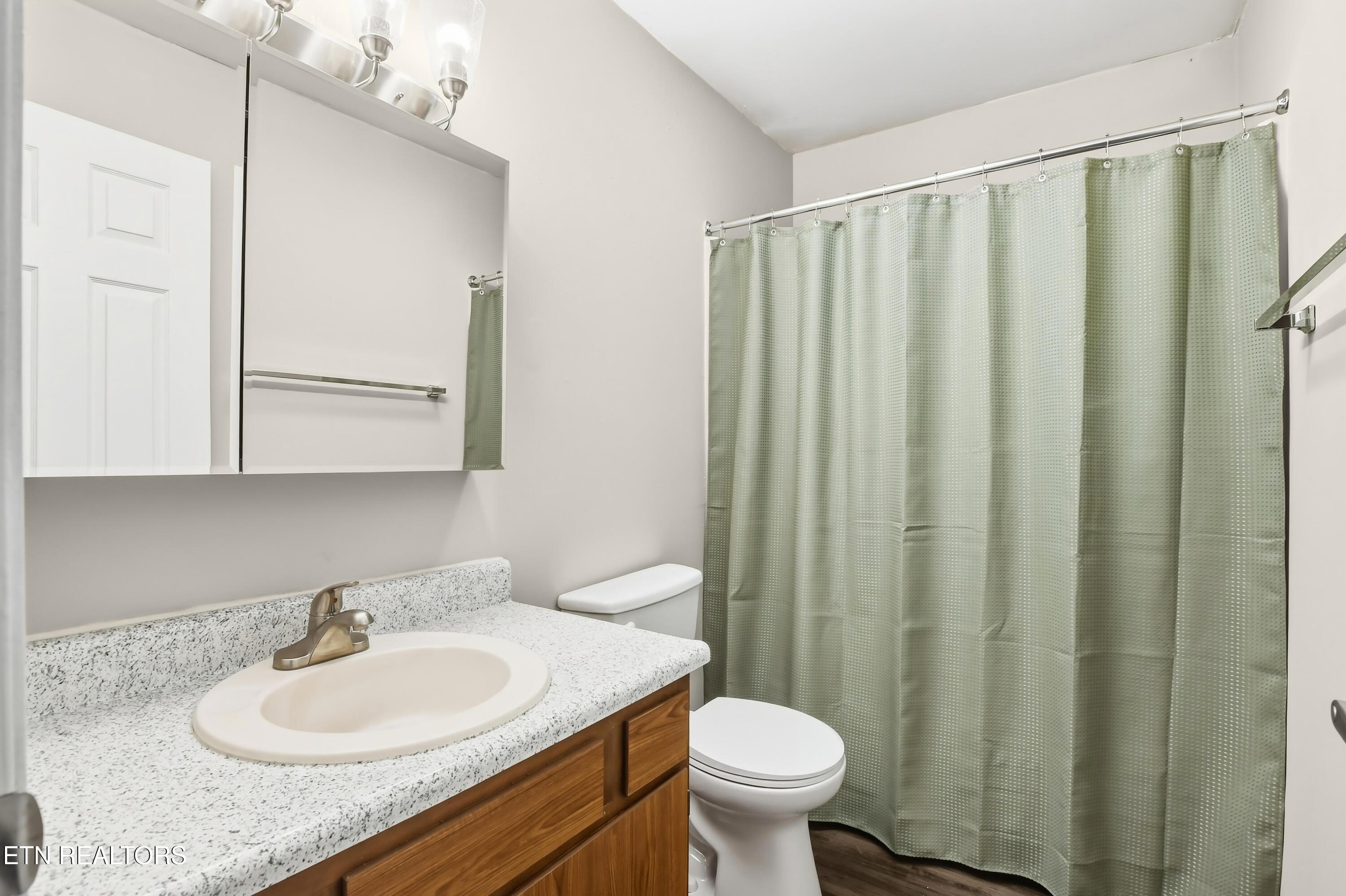 446 Tammy Drive Powell TN 37849