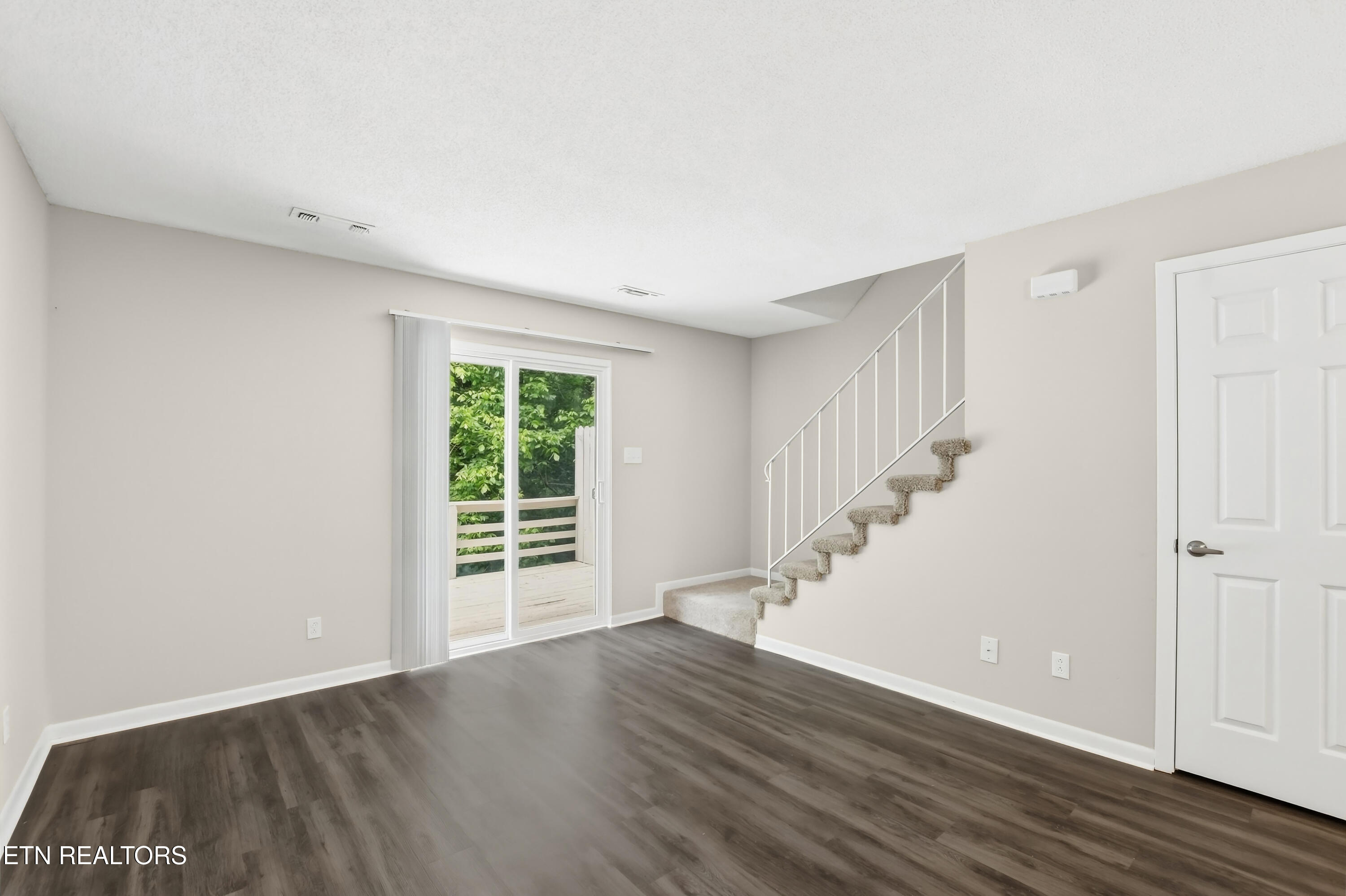 446 Tammy Drive Powell TN 37849