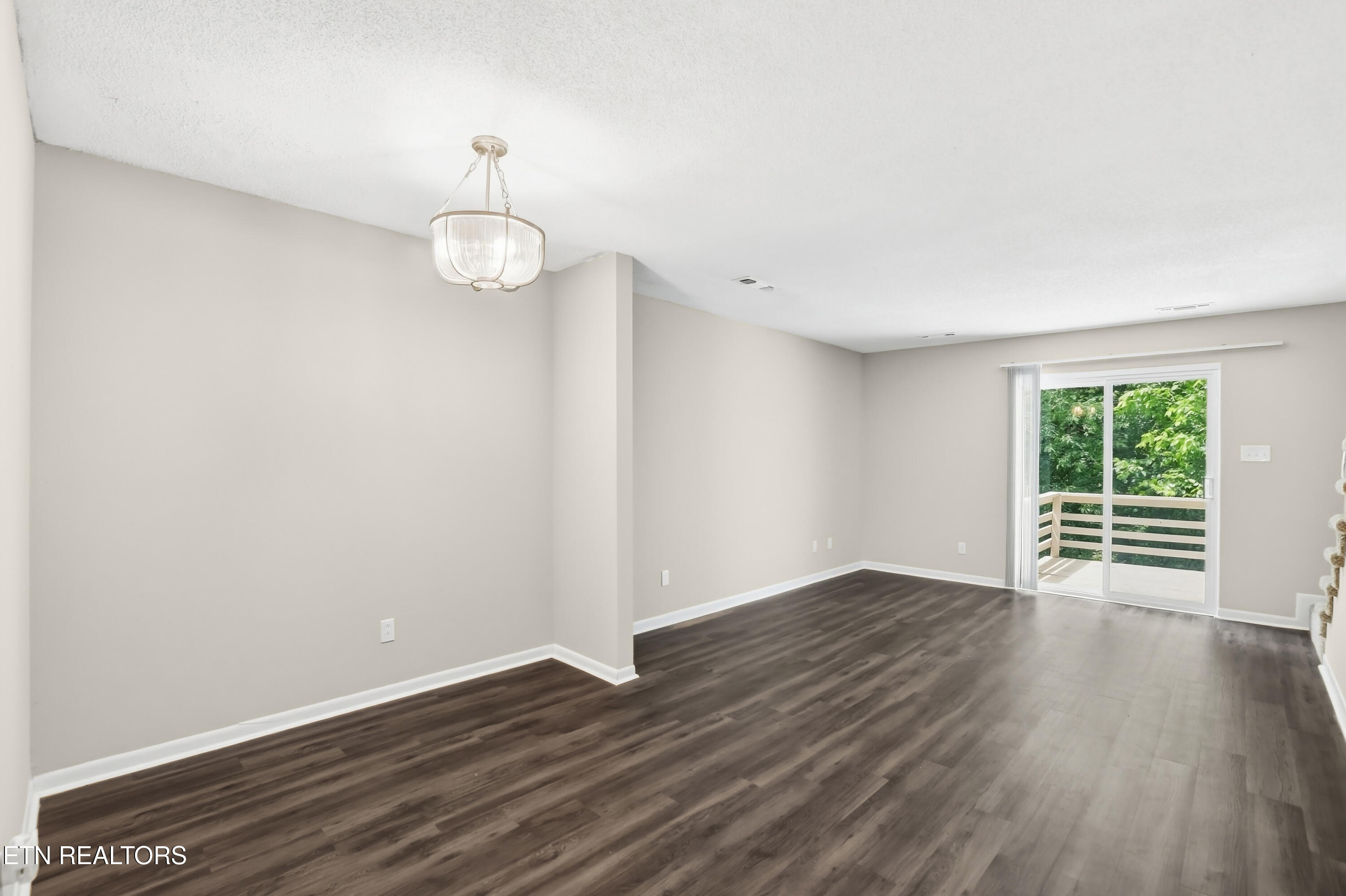 446 Tammy Drive Powell TN 37849