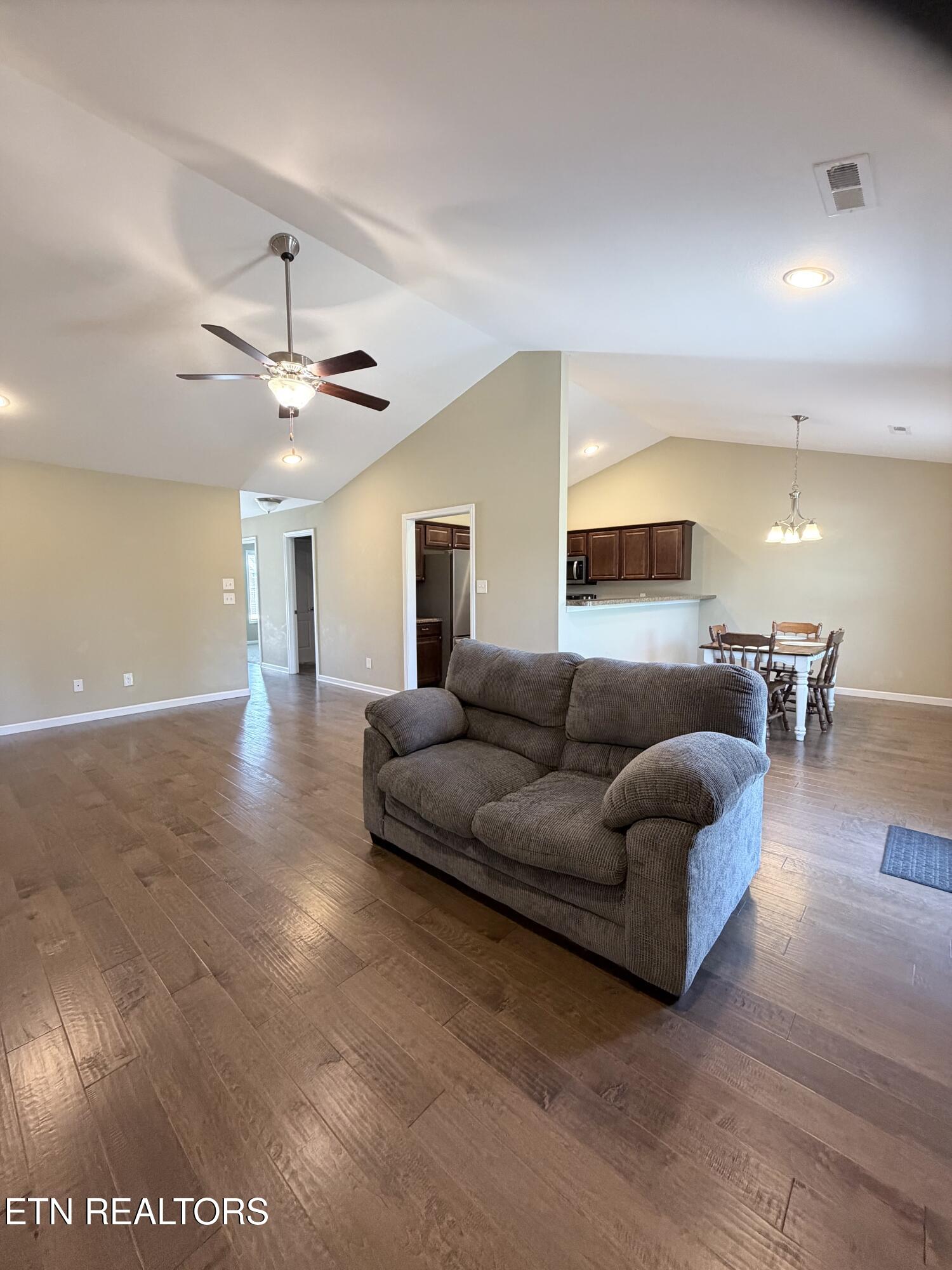 171 Stonefield Drive Harrogate TN 37752