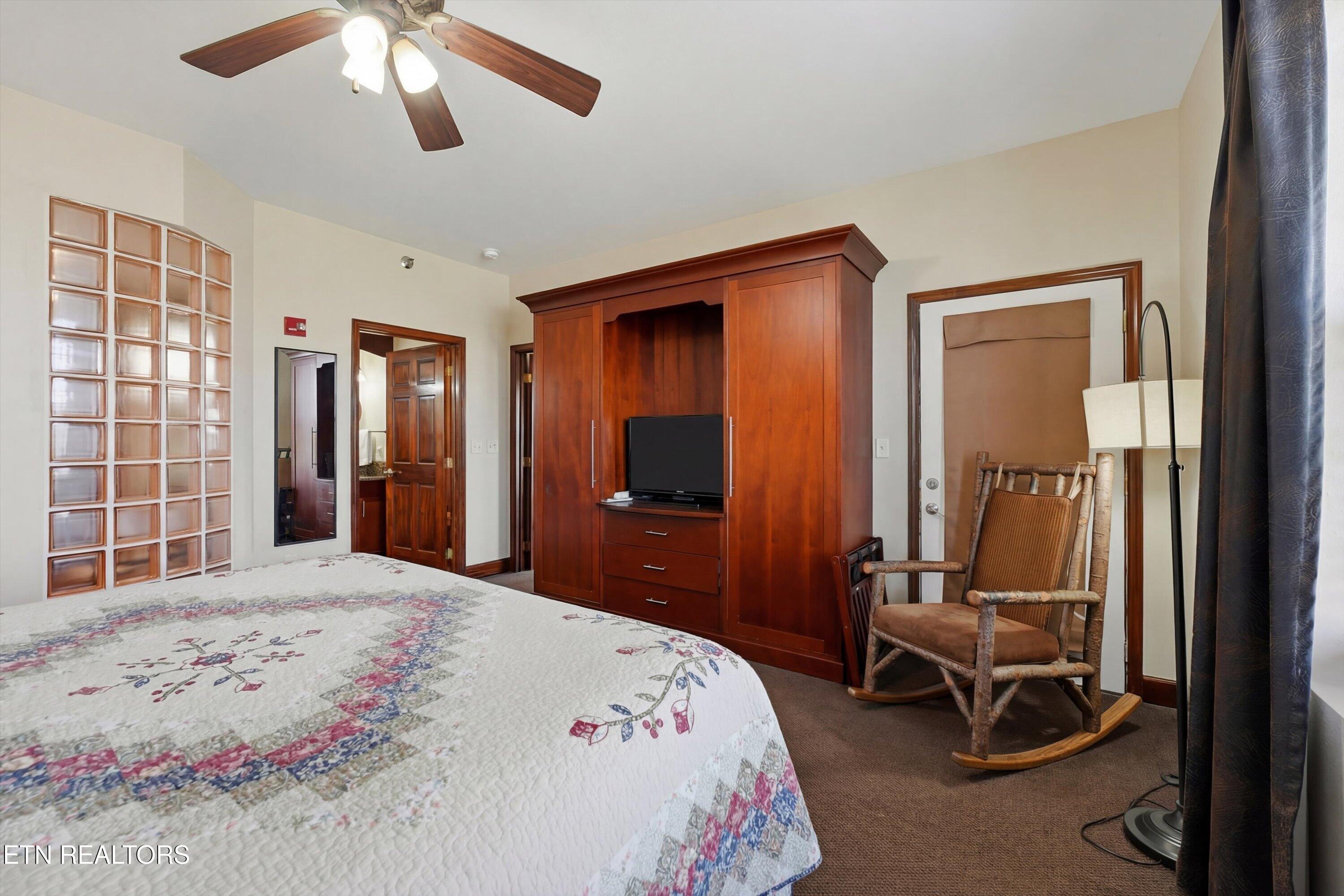 410 Big Bear Way Pigeon Forge TN 37863