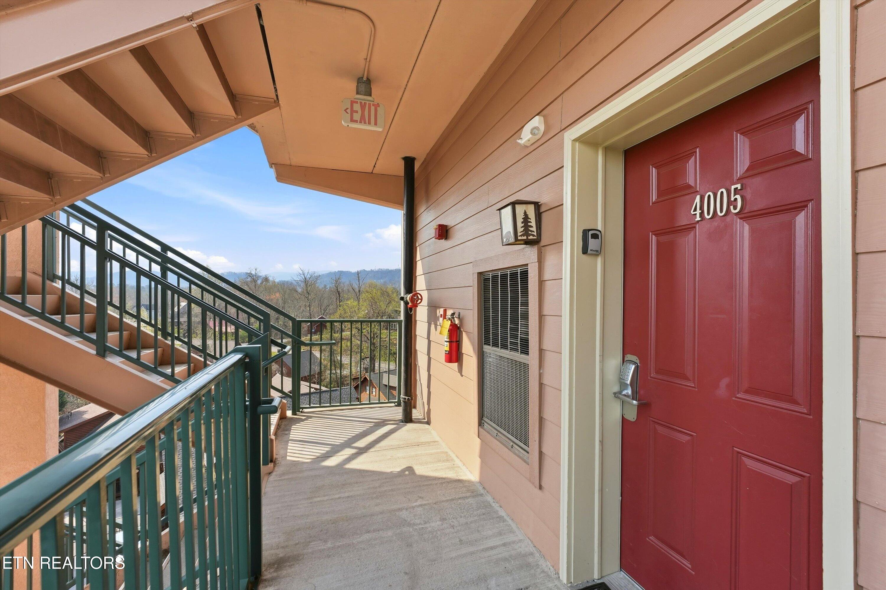 410 Big Bear Way Pigeon Forge TN 37863