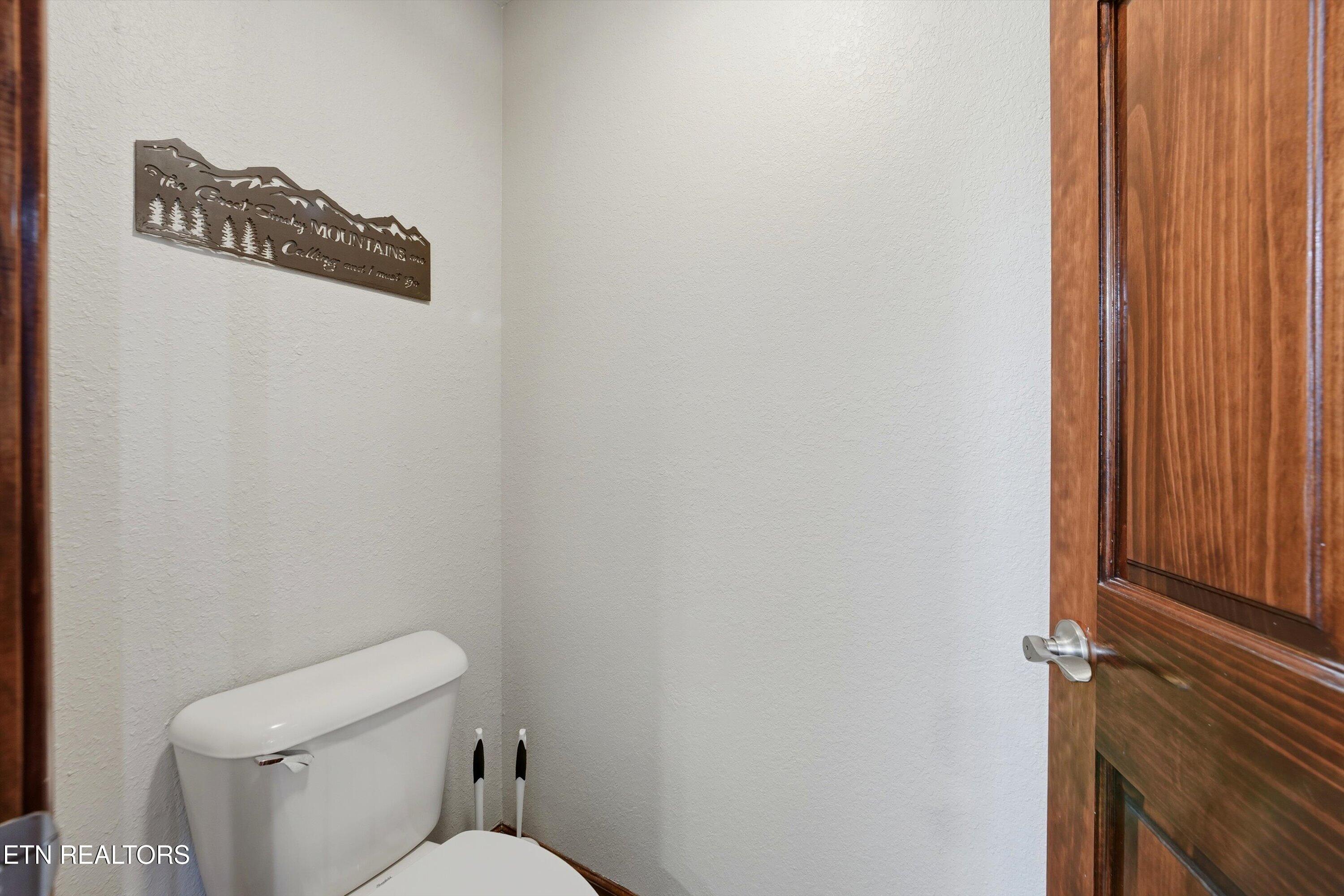 410 Big Bear Way Pigeon Forge TN 37863