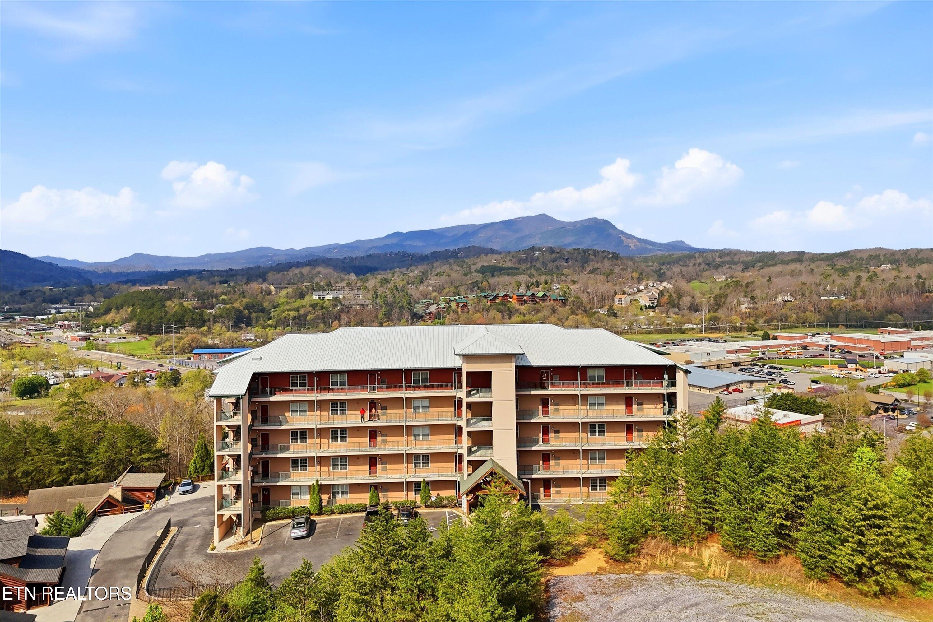 410 Big Bear Way Pigeon Forge TN 37863