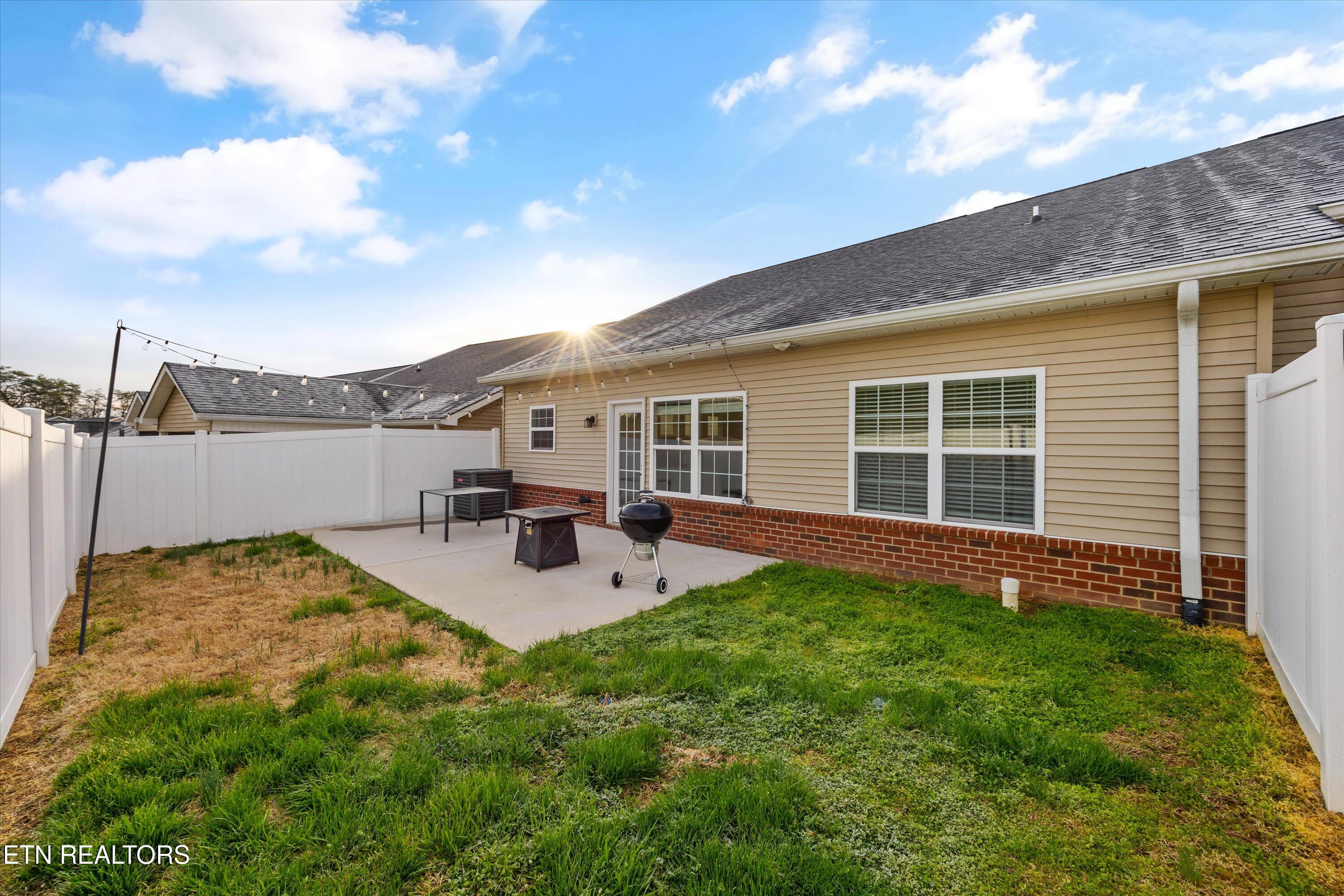 1326 Hazelgreen Way Knoxville TN 37912