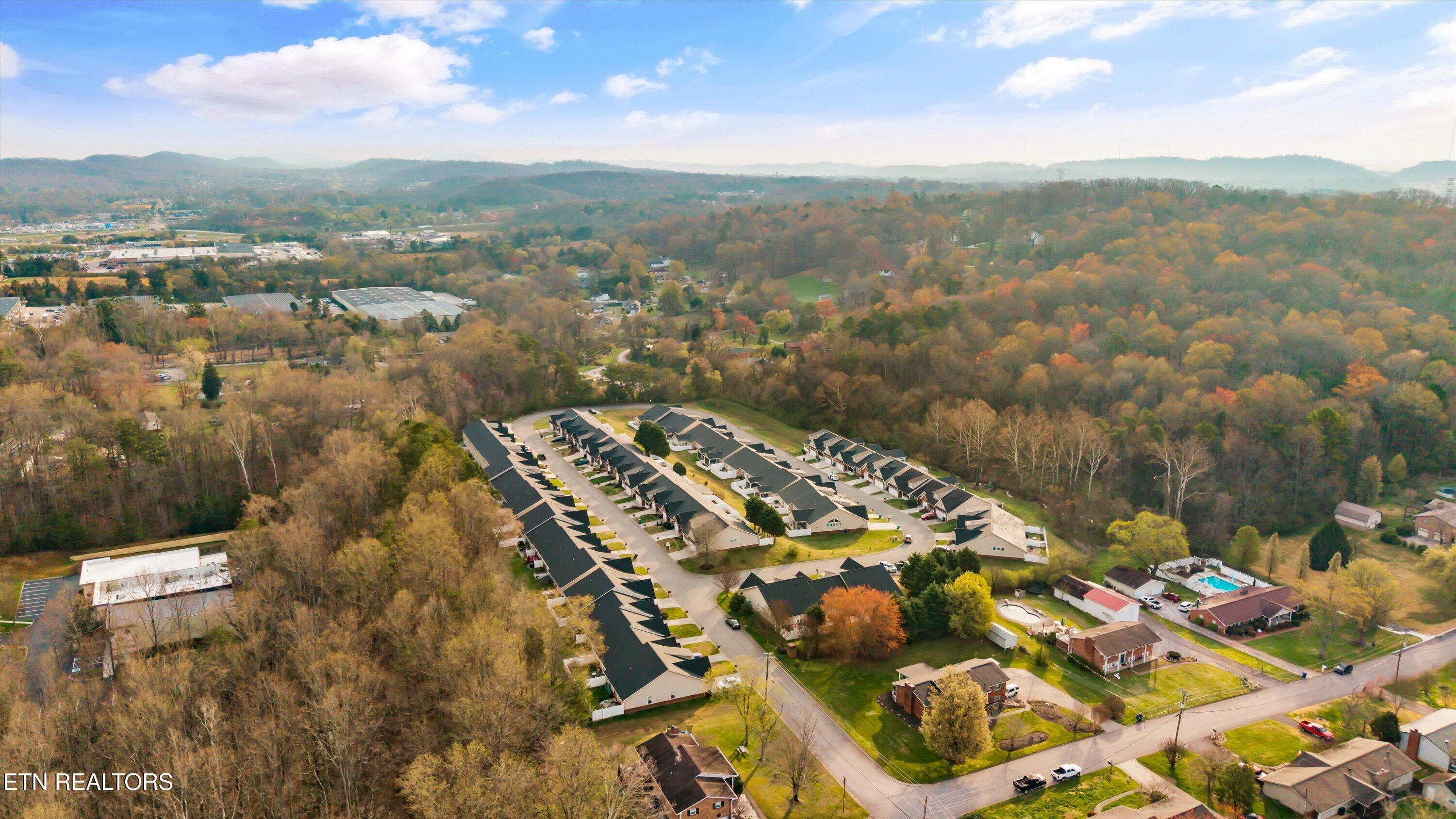 1326 Hazelgreen Way Knoxville TN 37912