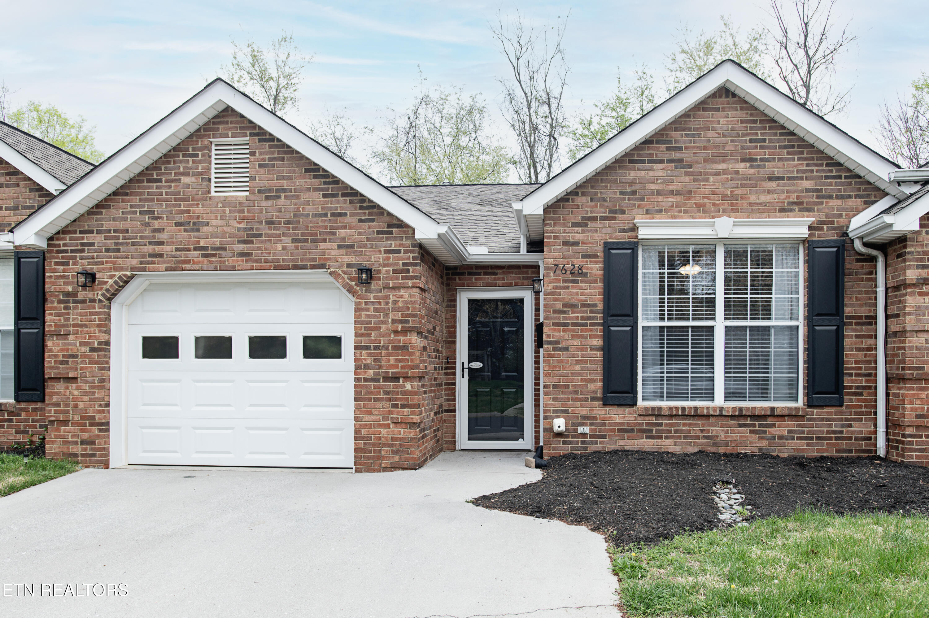 7628 Wren Garden Way Powell TN 37849