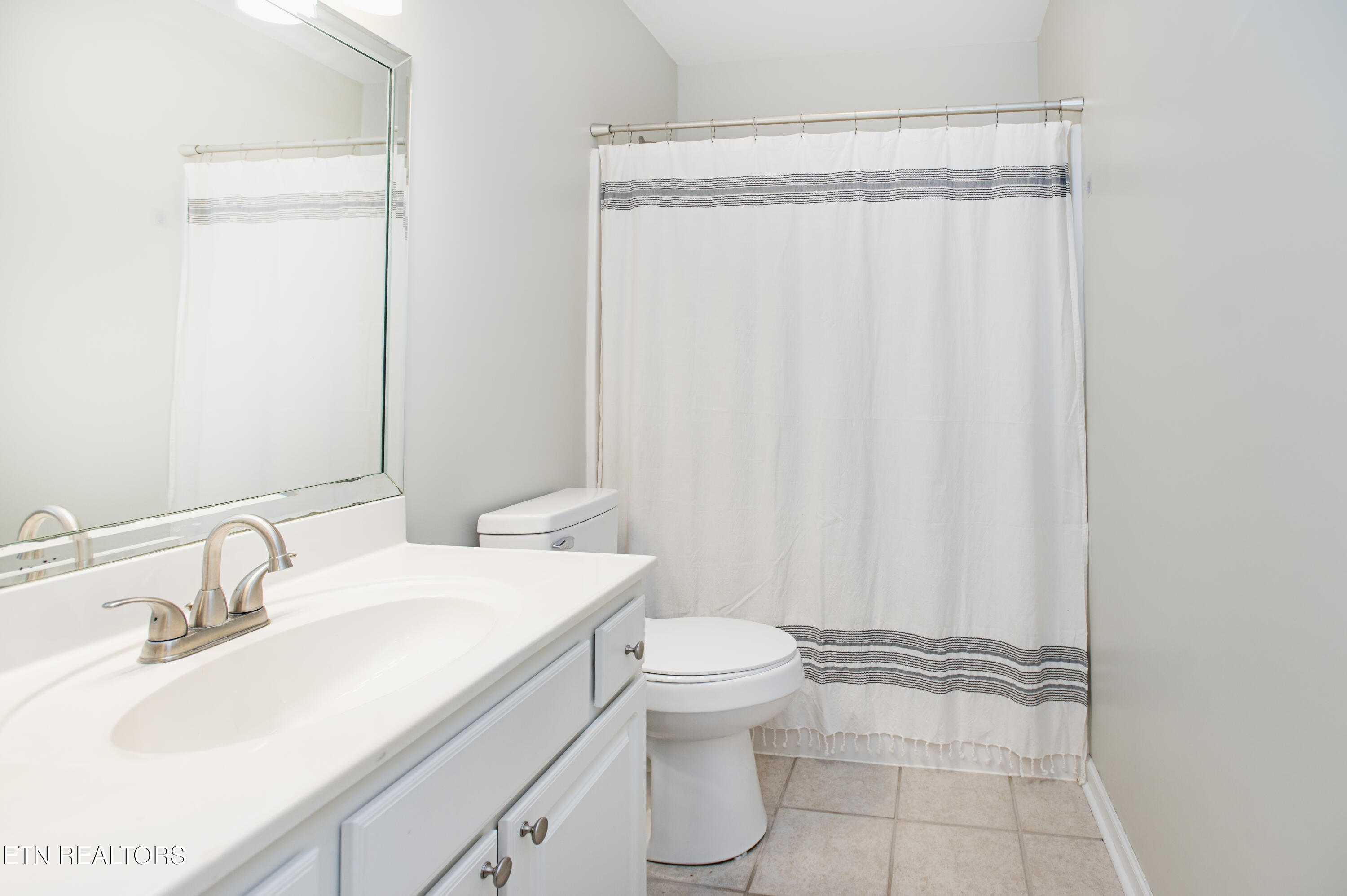 7628 Wren Garden Way Powell TN 37849