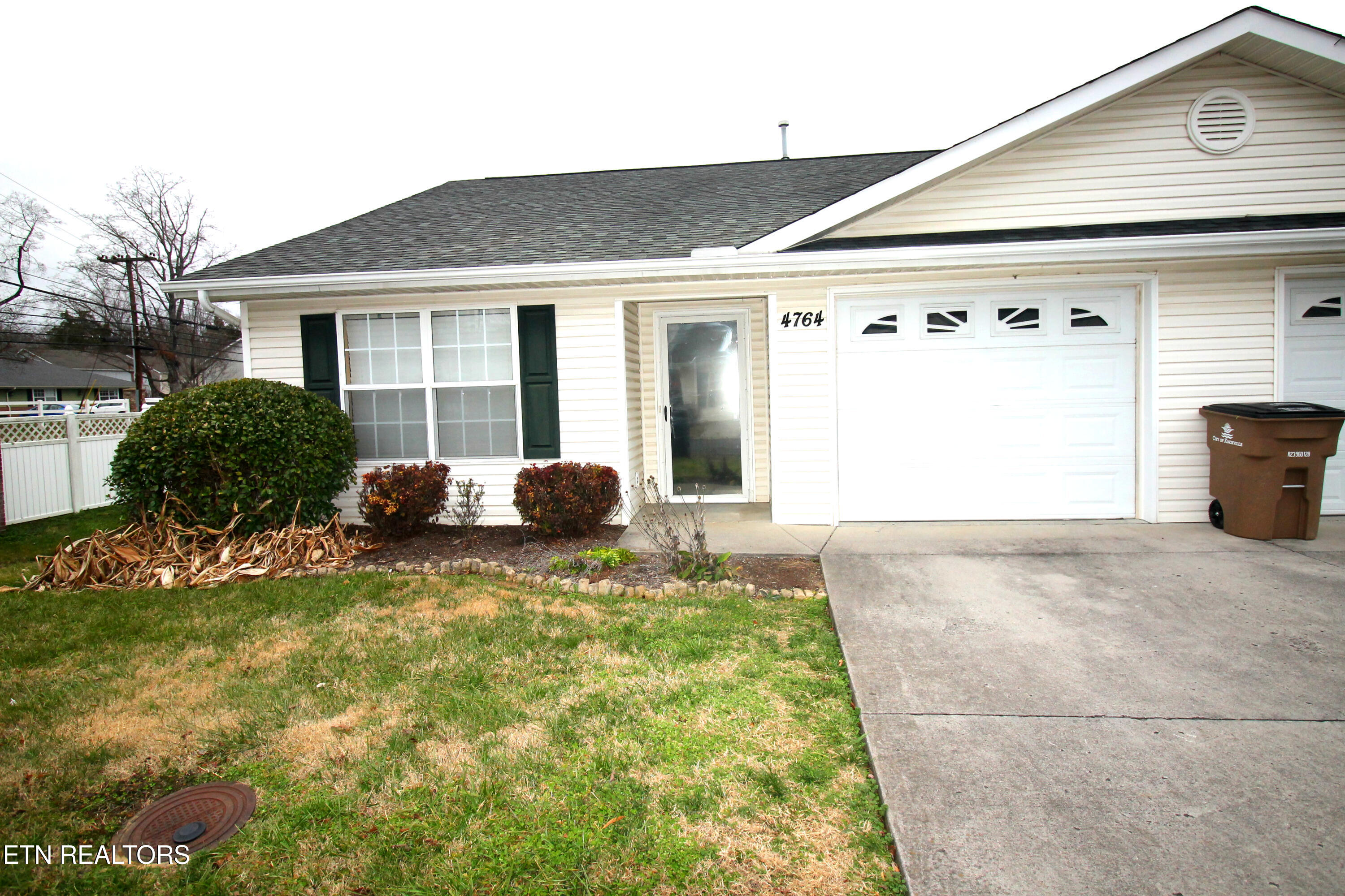 4764 Royal Prince Way Knoxville TN 37912