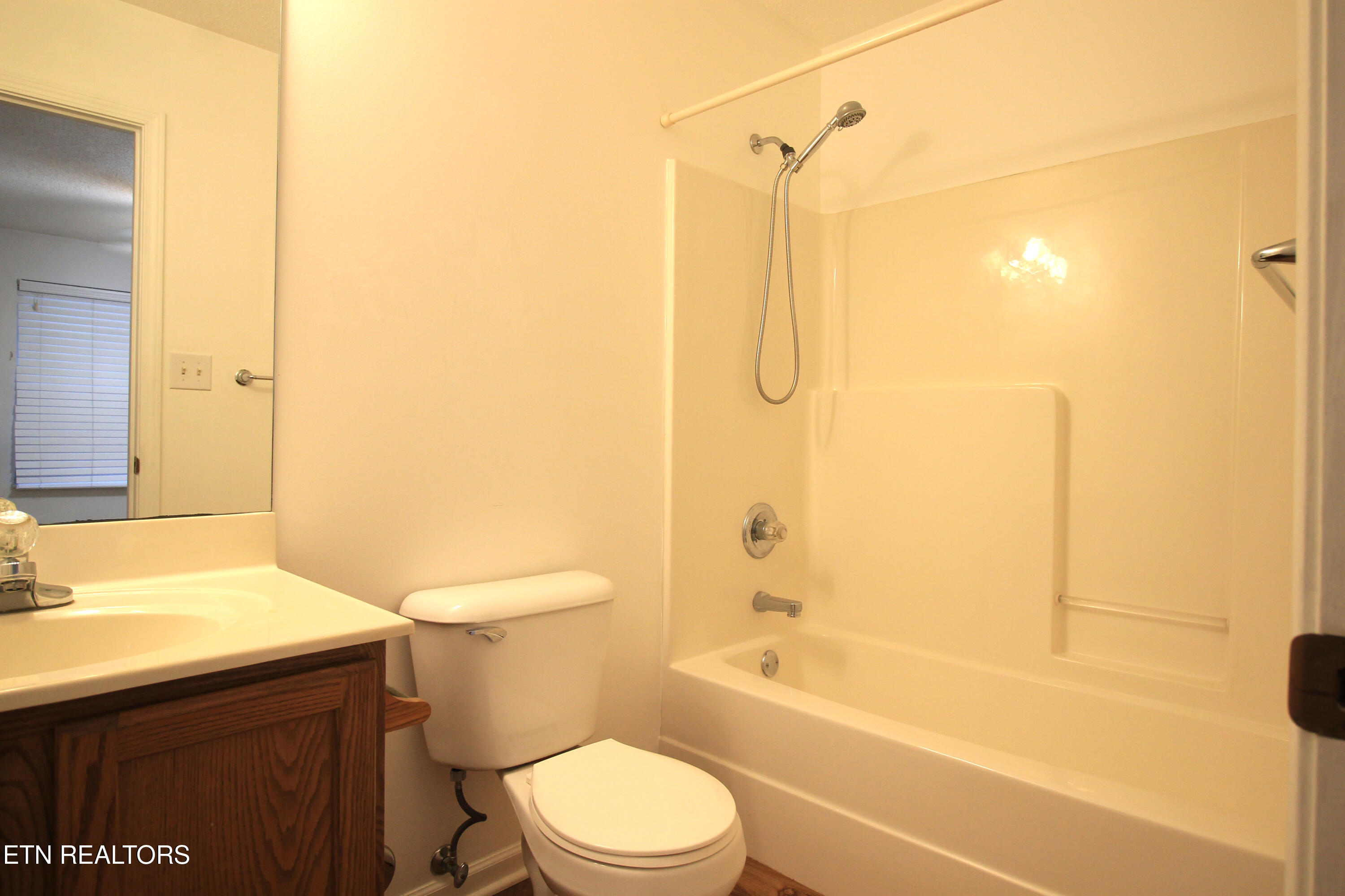 4764 Royal Prince Way Knoxville TN 37912