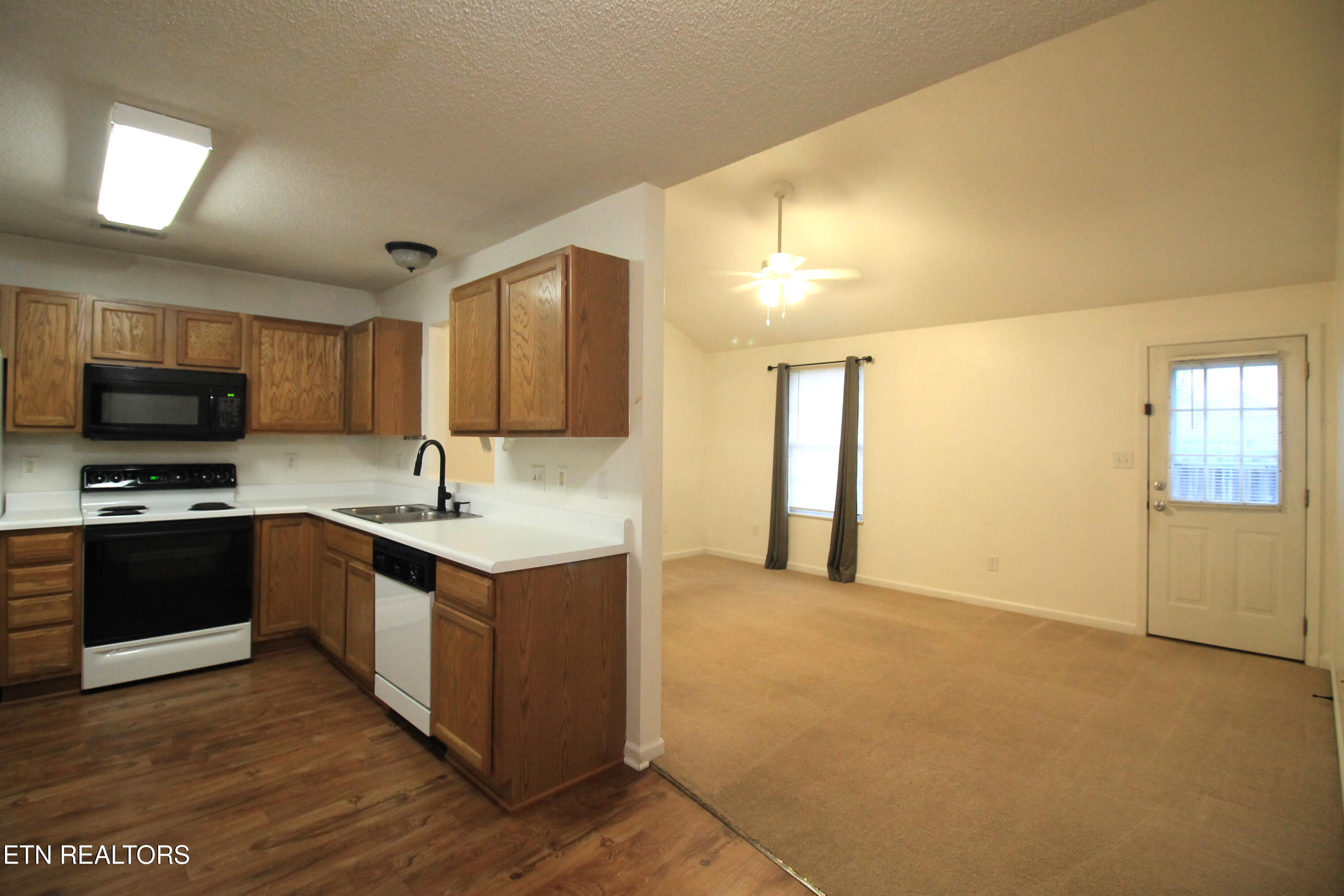 4764 Royal Prince Way Knoxville TN 37912