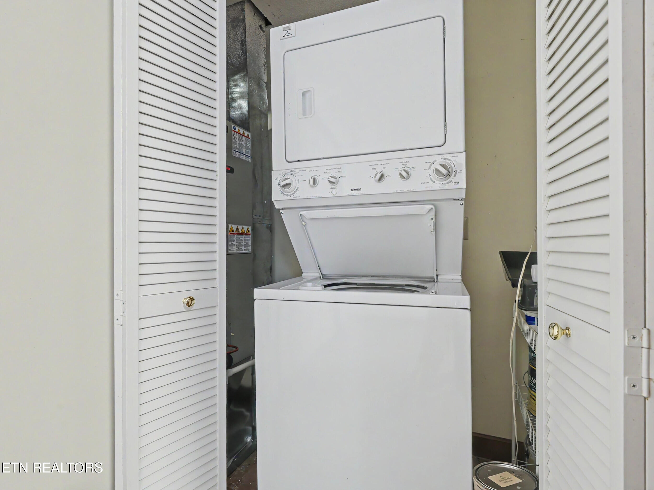 142 Deer Trot Lane Lafollette TN 37766