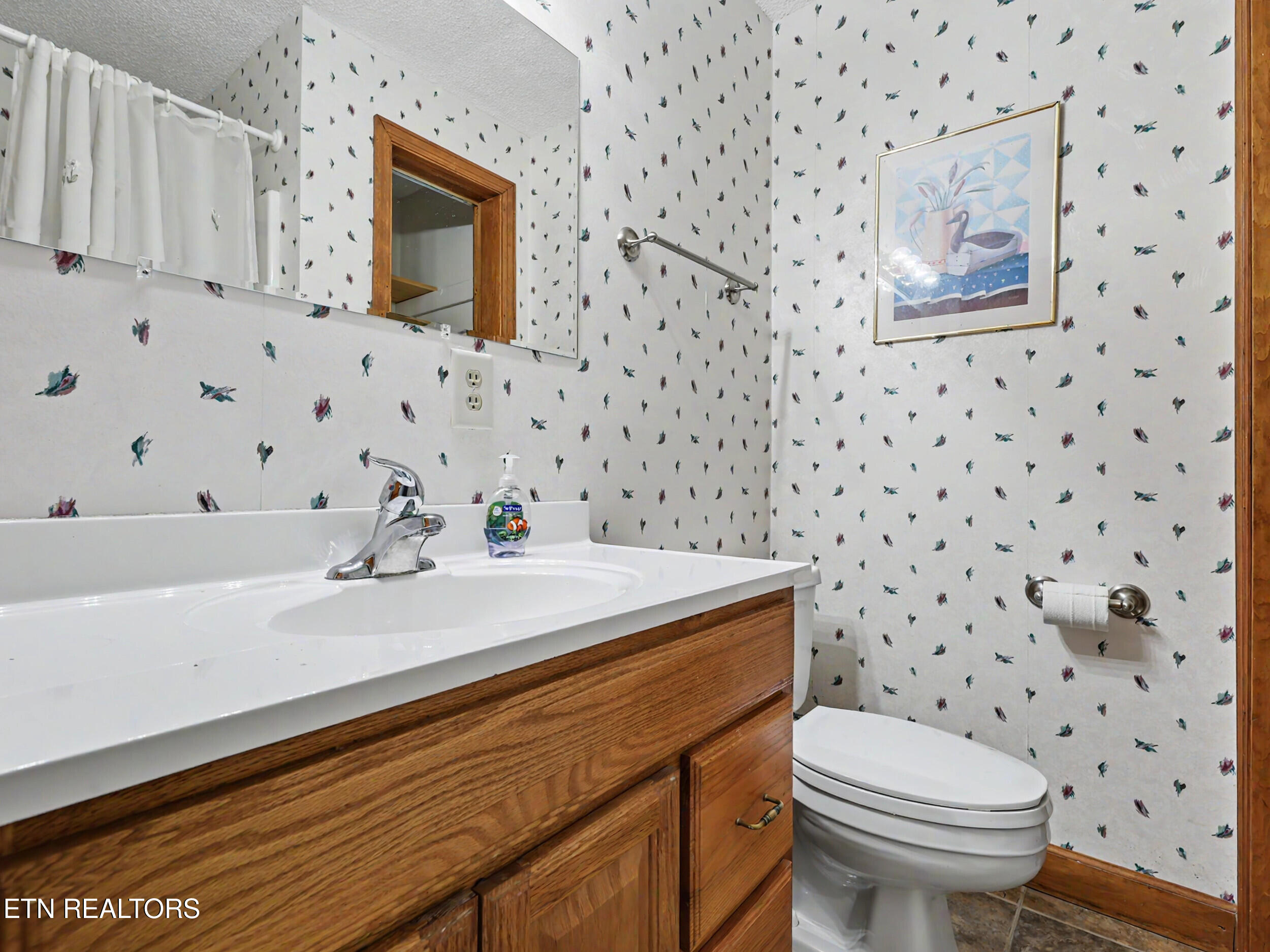 142 Deer Trot Lane Lafollette TN 37766