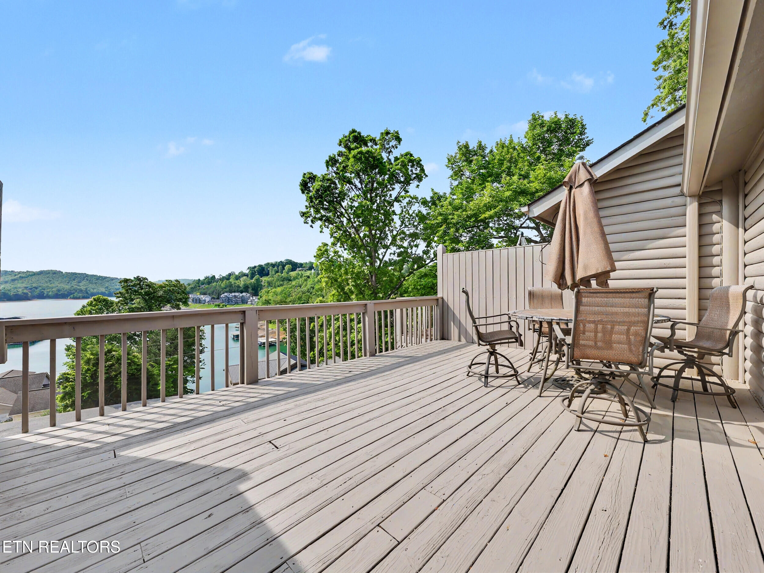 142 Deer Trot Lane Lafollette TN 37766