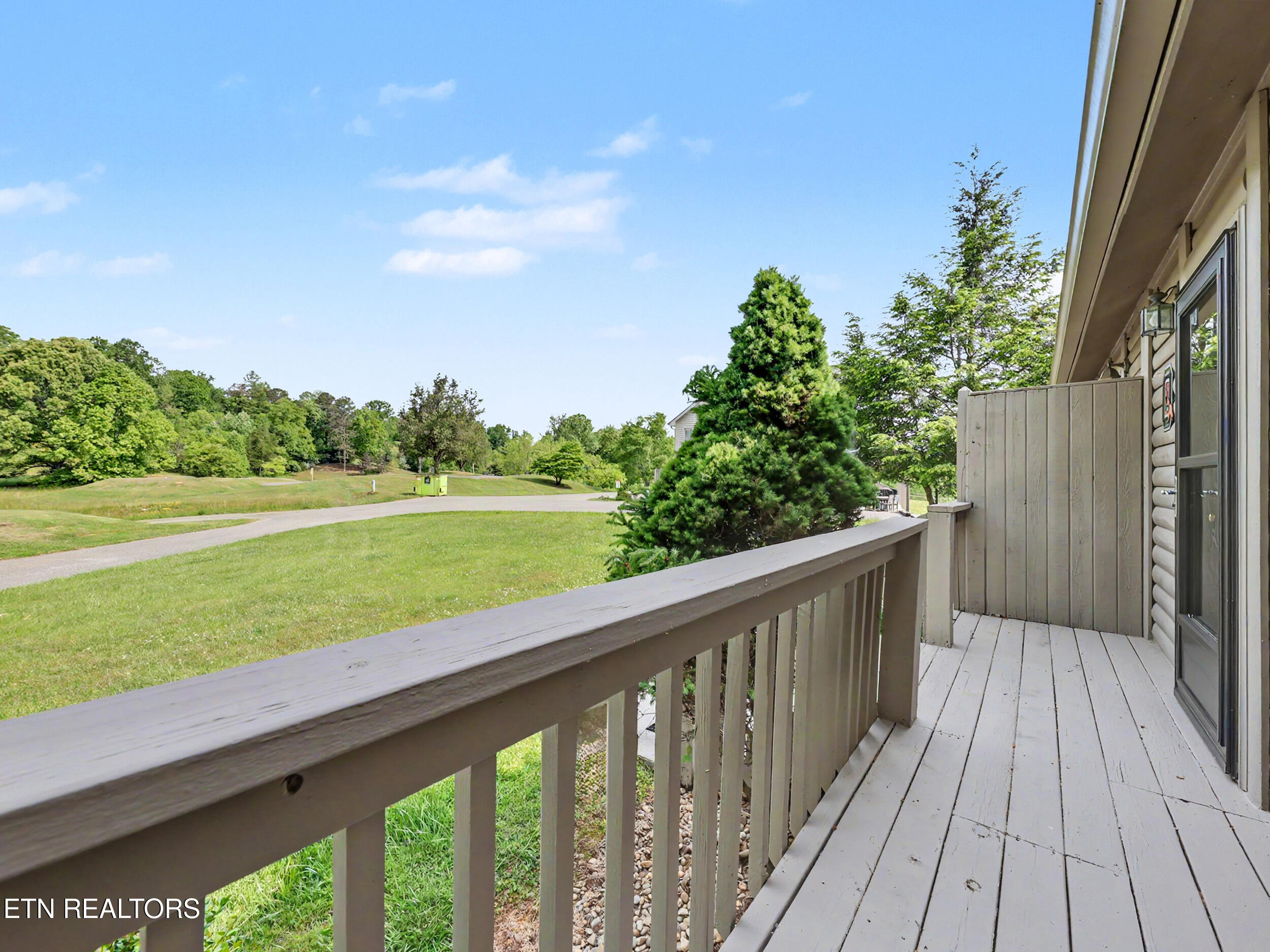 142 Deer Trot Lane Lafollette TN 37766
