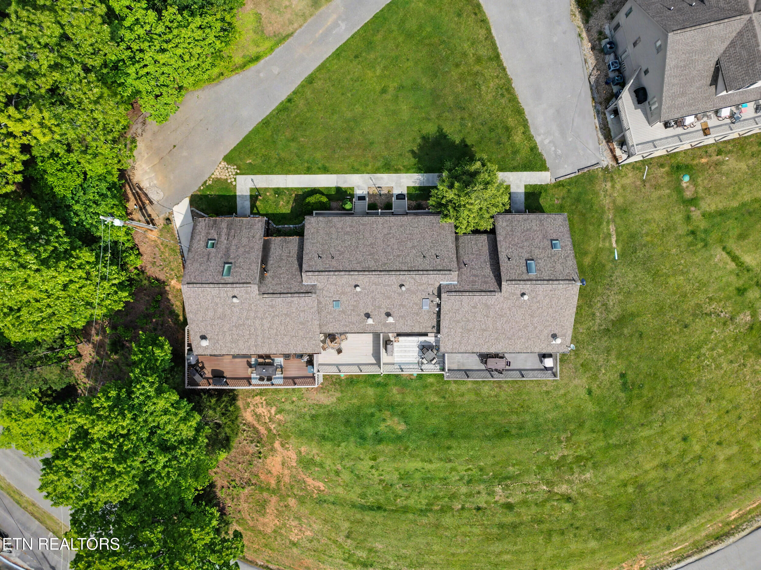 142 Deer Trot Lane Lafollette TN 37766