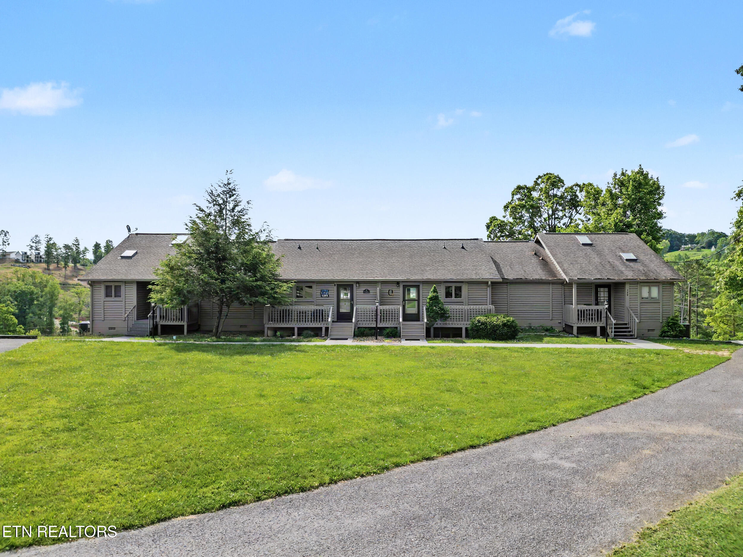 142 Deer Trot Lane Lafollette TN 37766