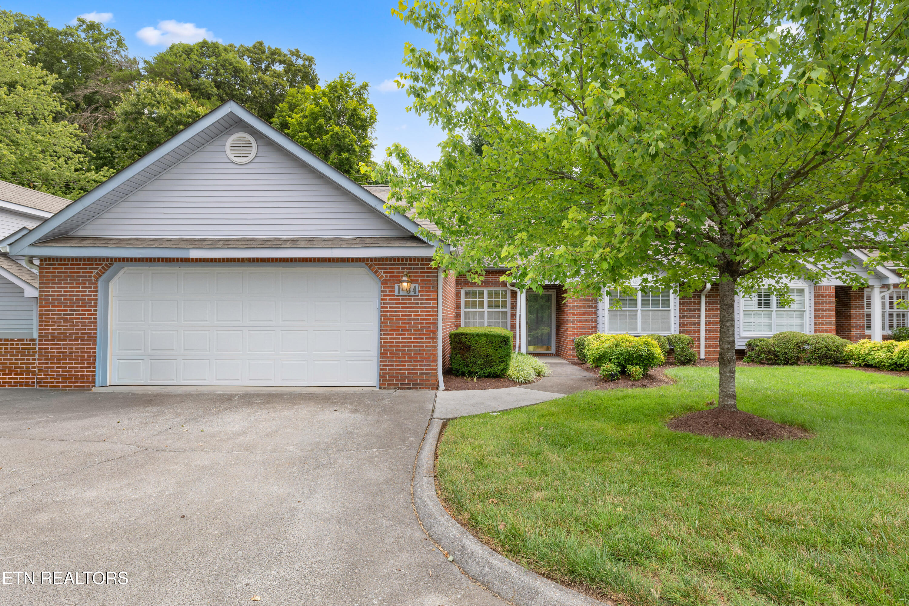 805 Cedar Lane Knoxville TN 37912