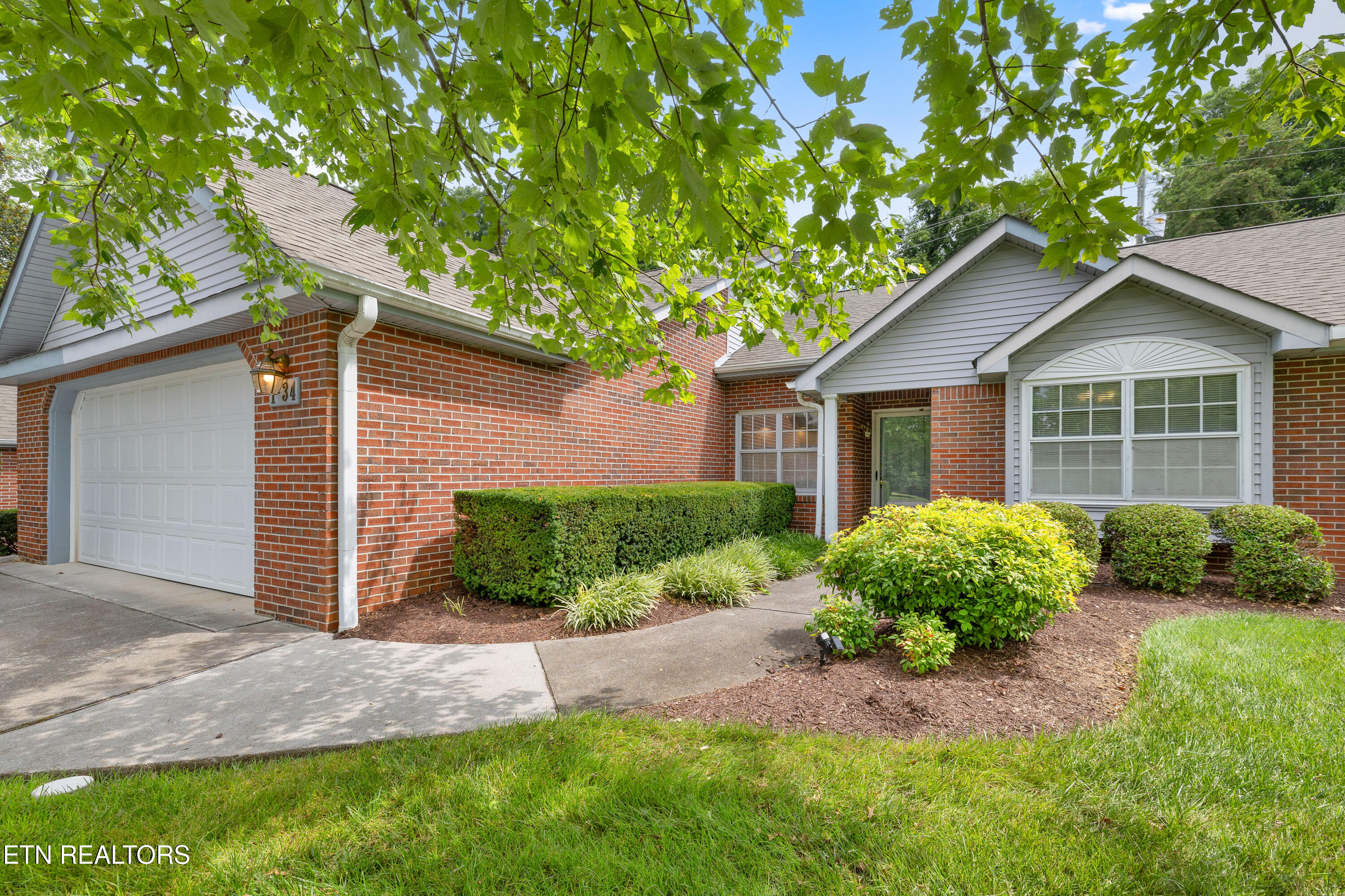 805 Cedar Lane Knoxville TN 37912