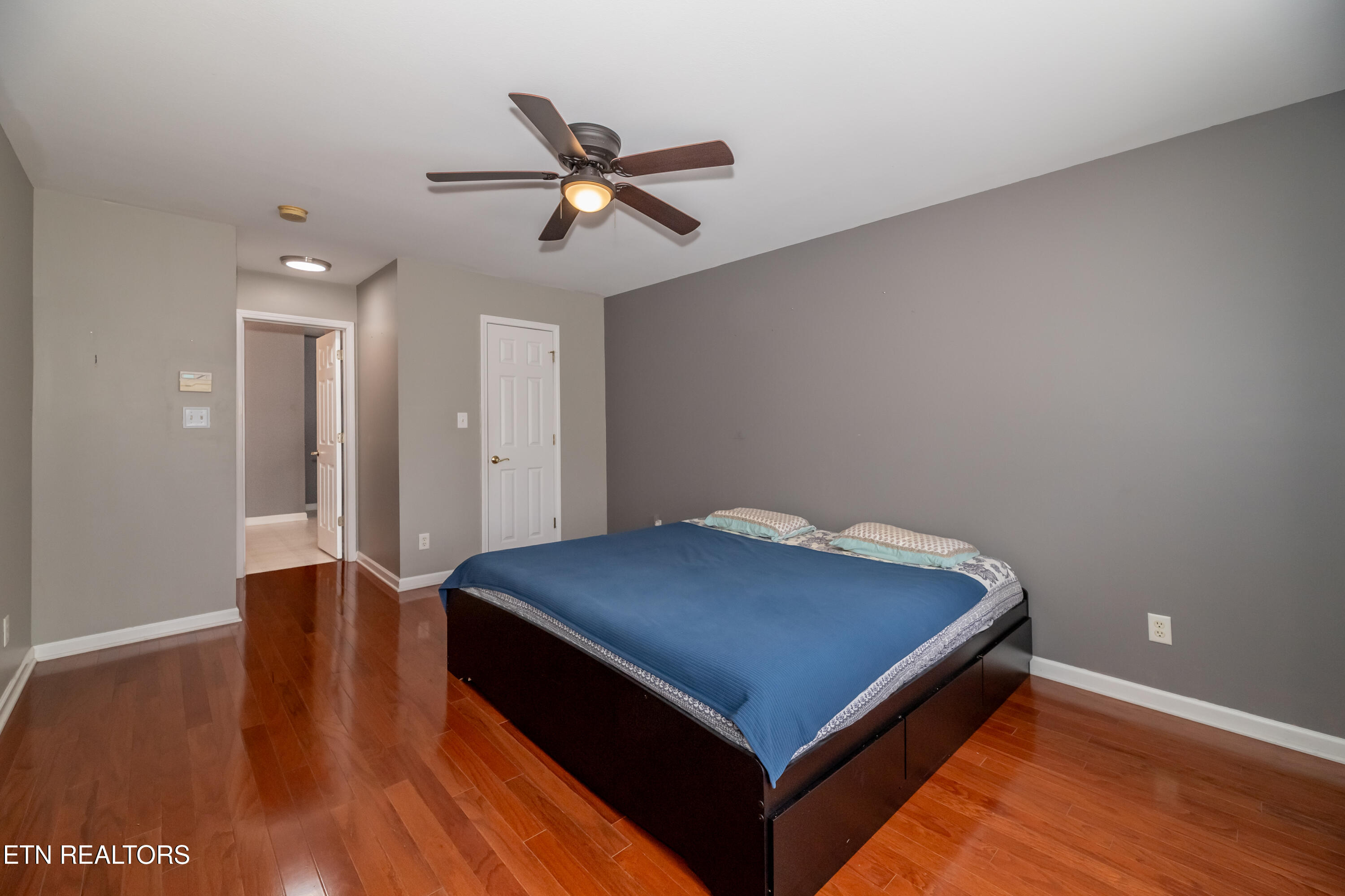 7109 Winter Oaks Way Knoxville TN 37918