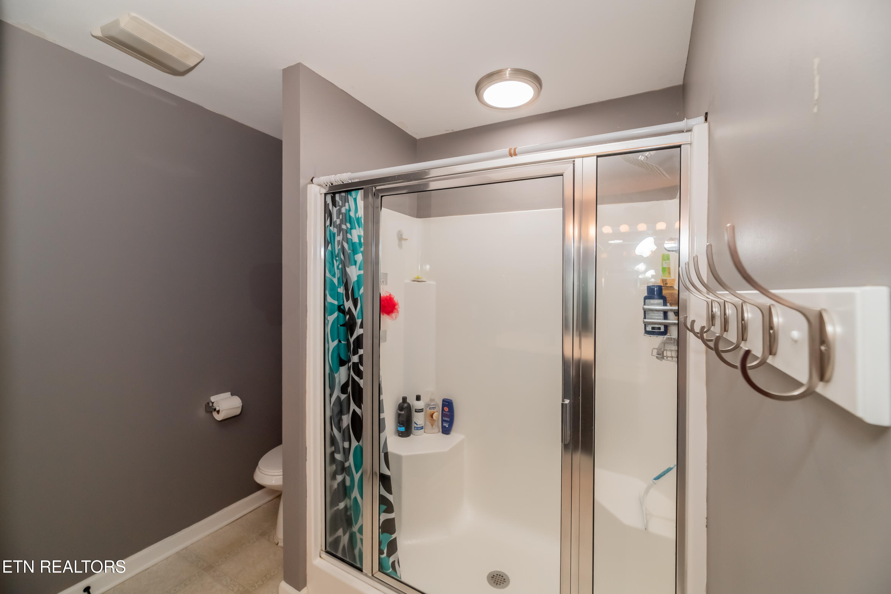 7109 Winter Oaks Way Knoxville TN 37918