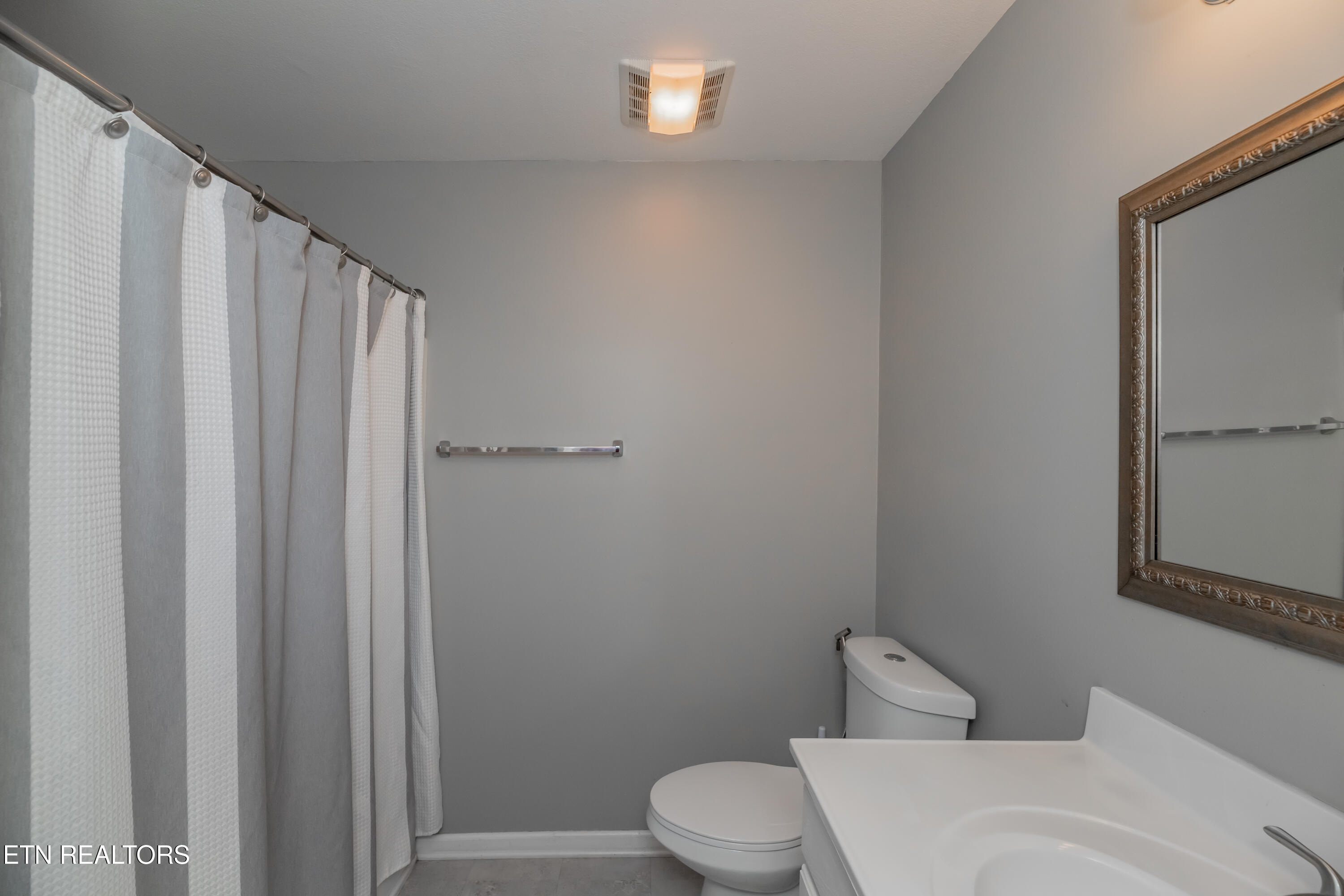 7109 Winter Oaks Way Knoxville TN 37918
