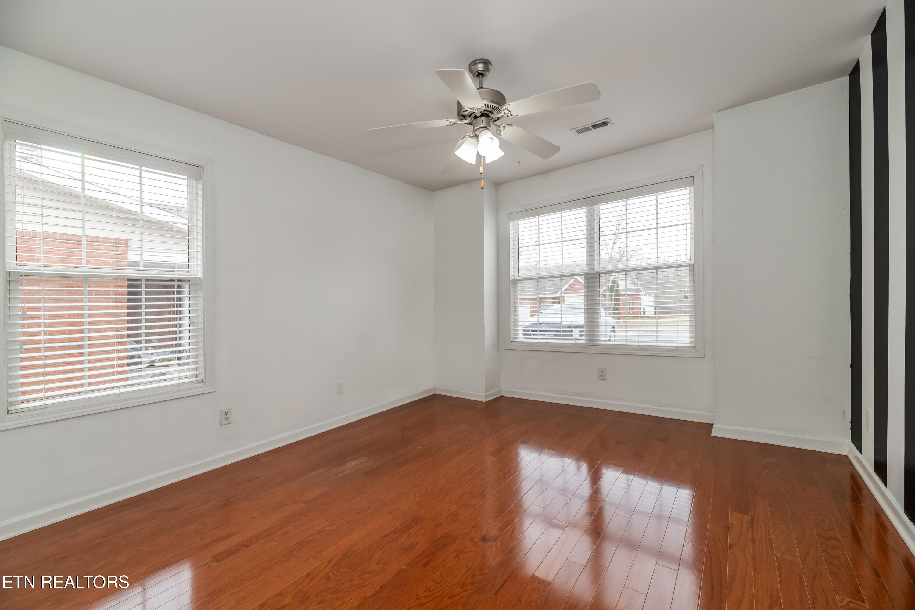7109 Winter Oaks Way Knoxville TN 37918