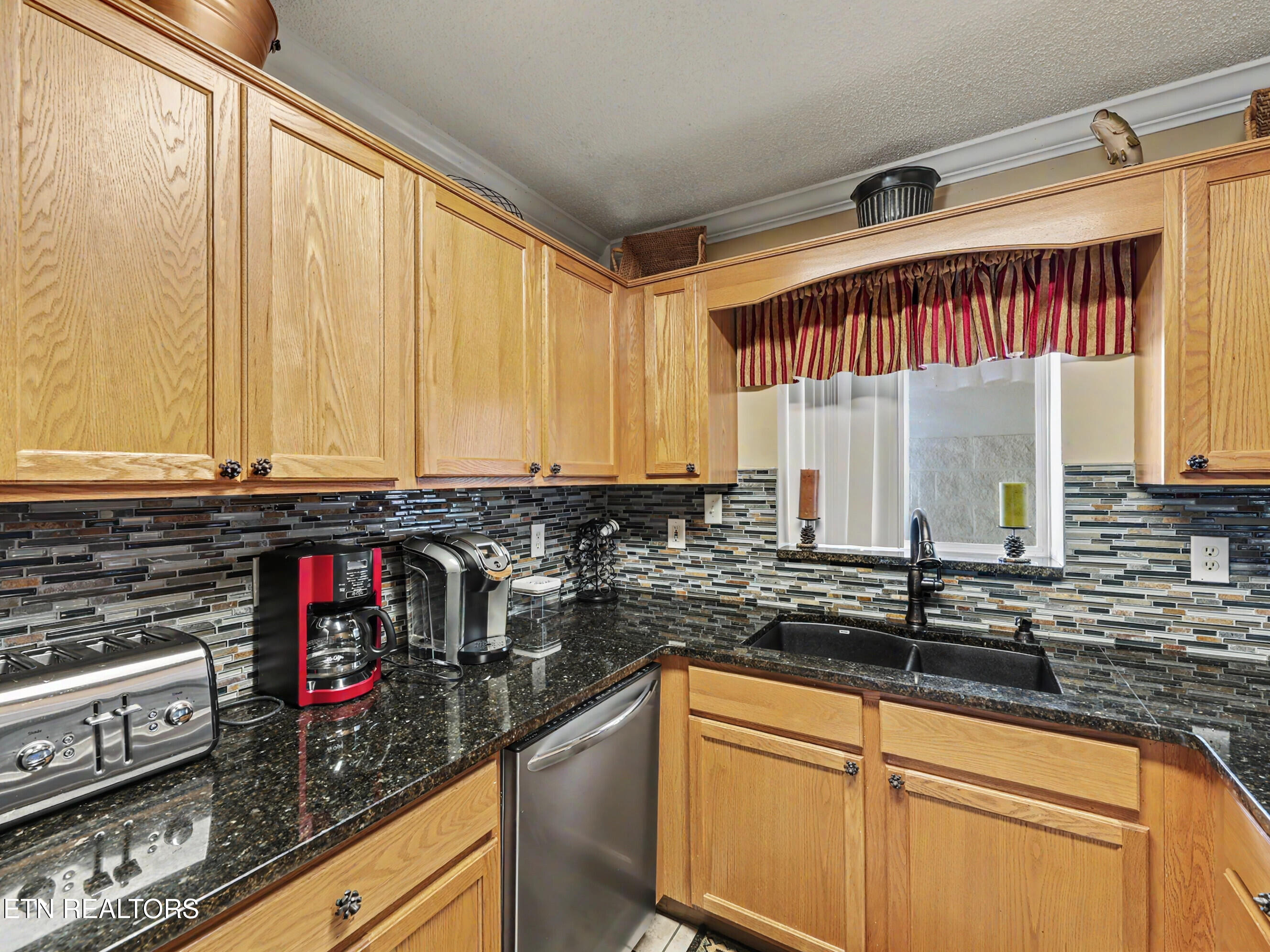 205 Ogle Drive Pigeon Forge TN 37863