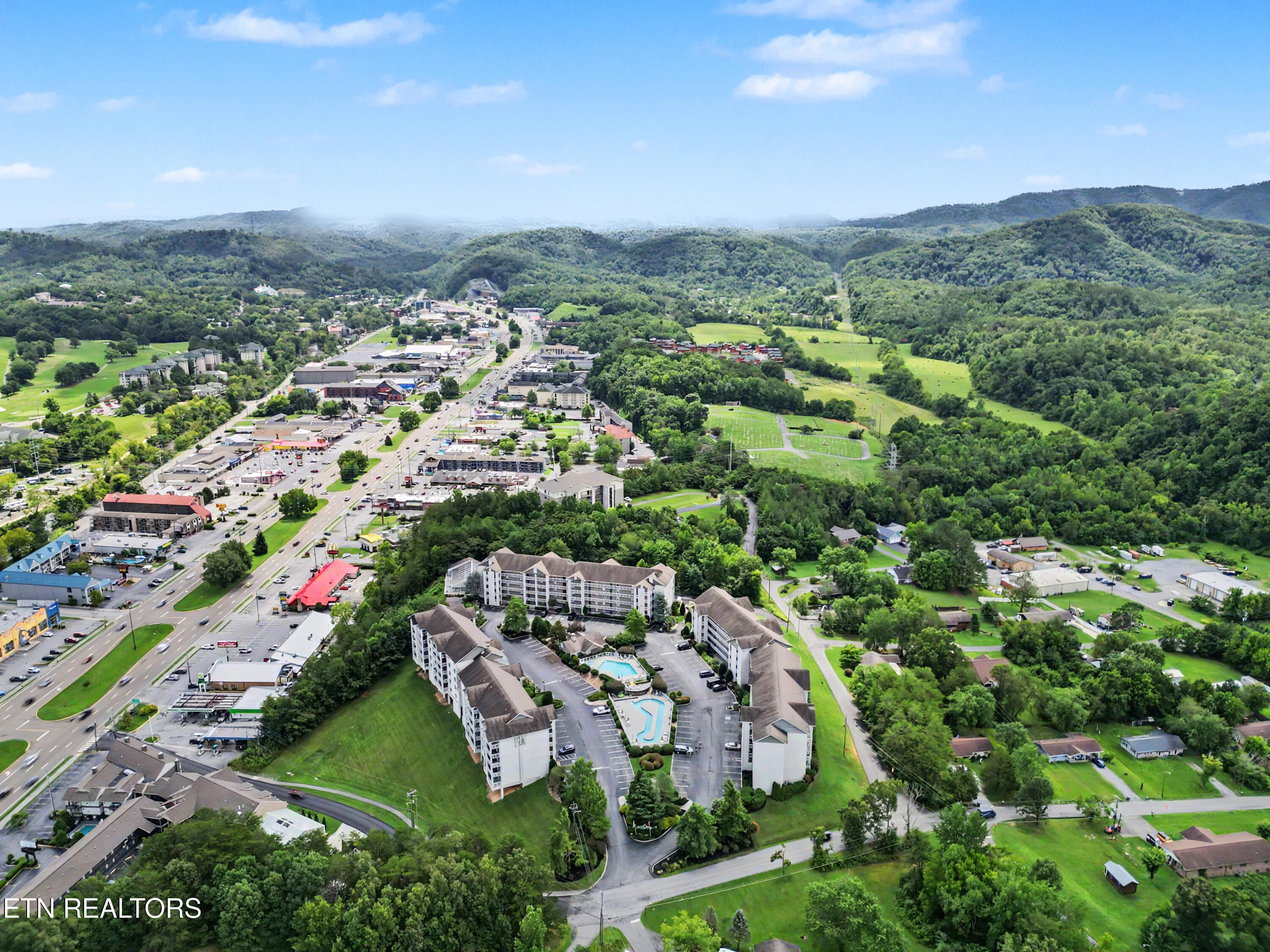 205 Ogle Drive Pigeon Forge TN 37863