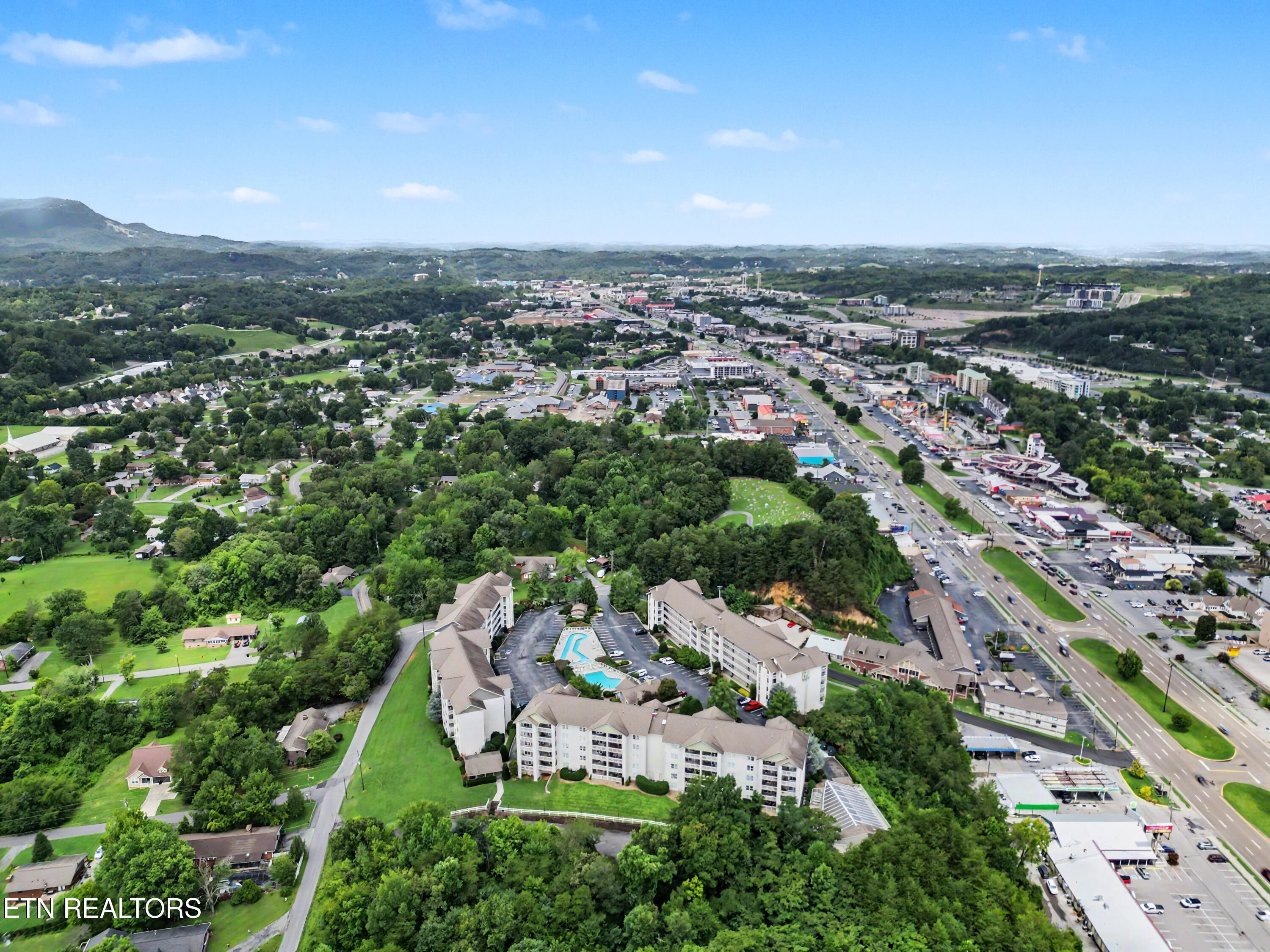 205 Ogle Drive Pigeon Forge TN 37863