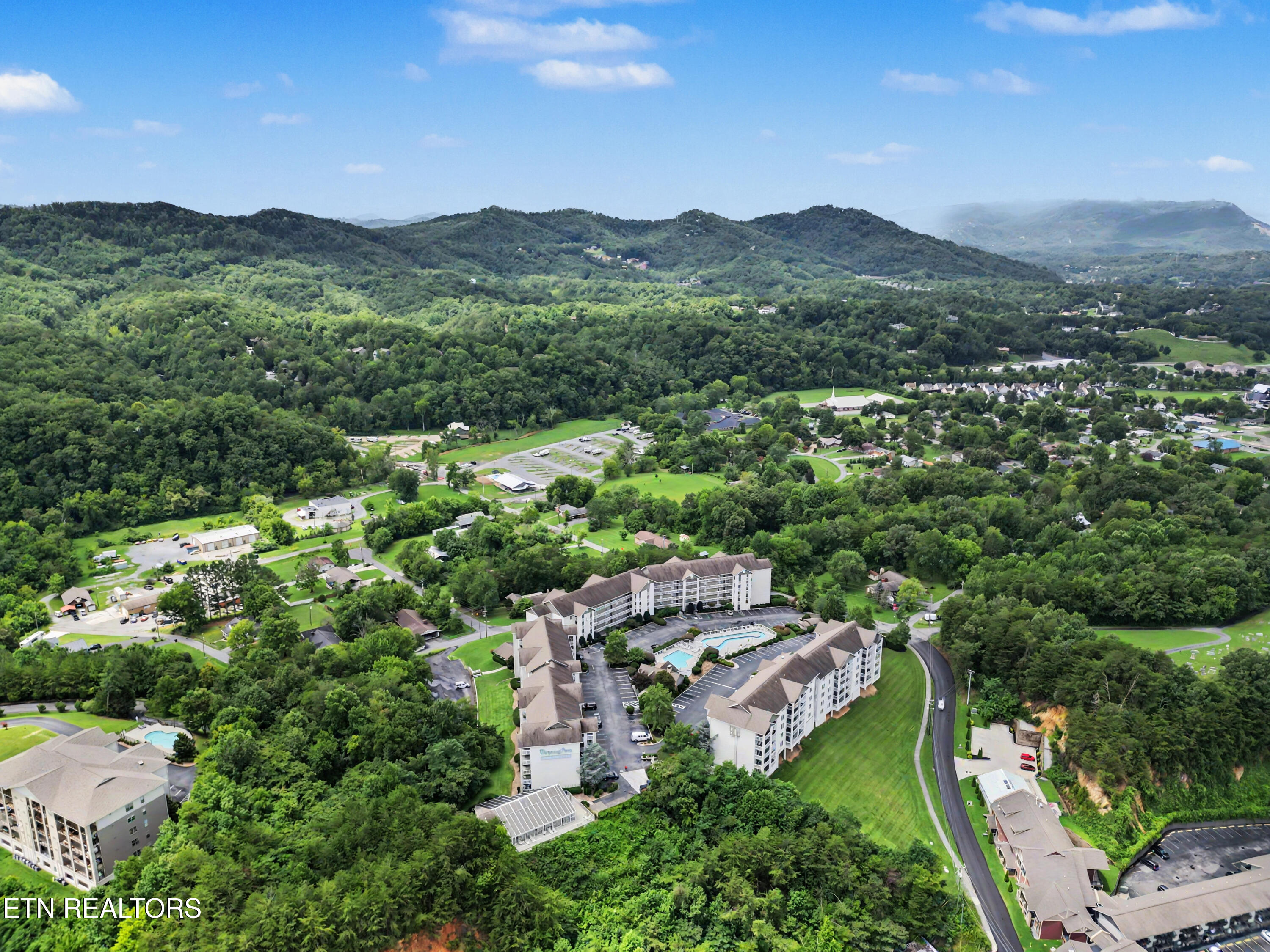 205 Ogle Drive Pigeon Forge TN 37863